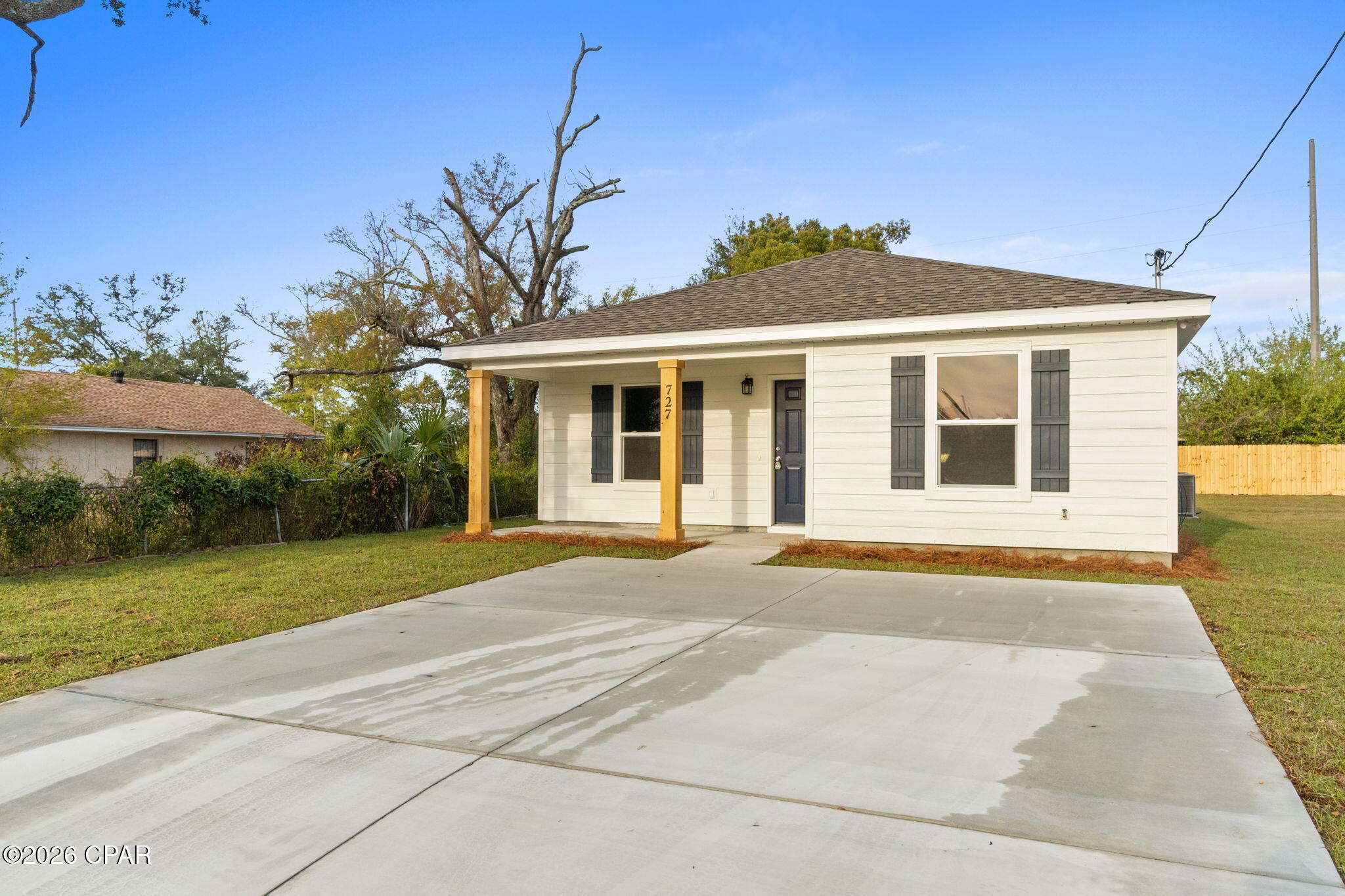 Pine Orchards Hgts 1st Add - Residential