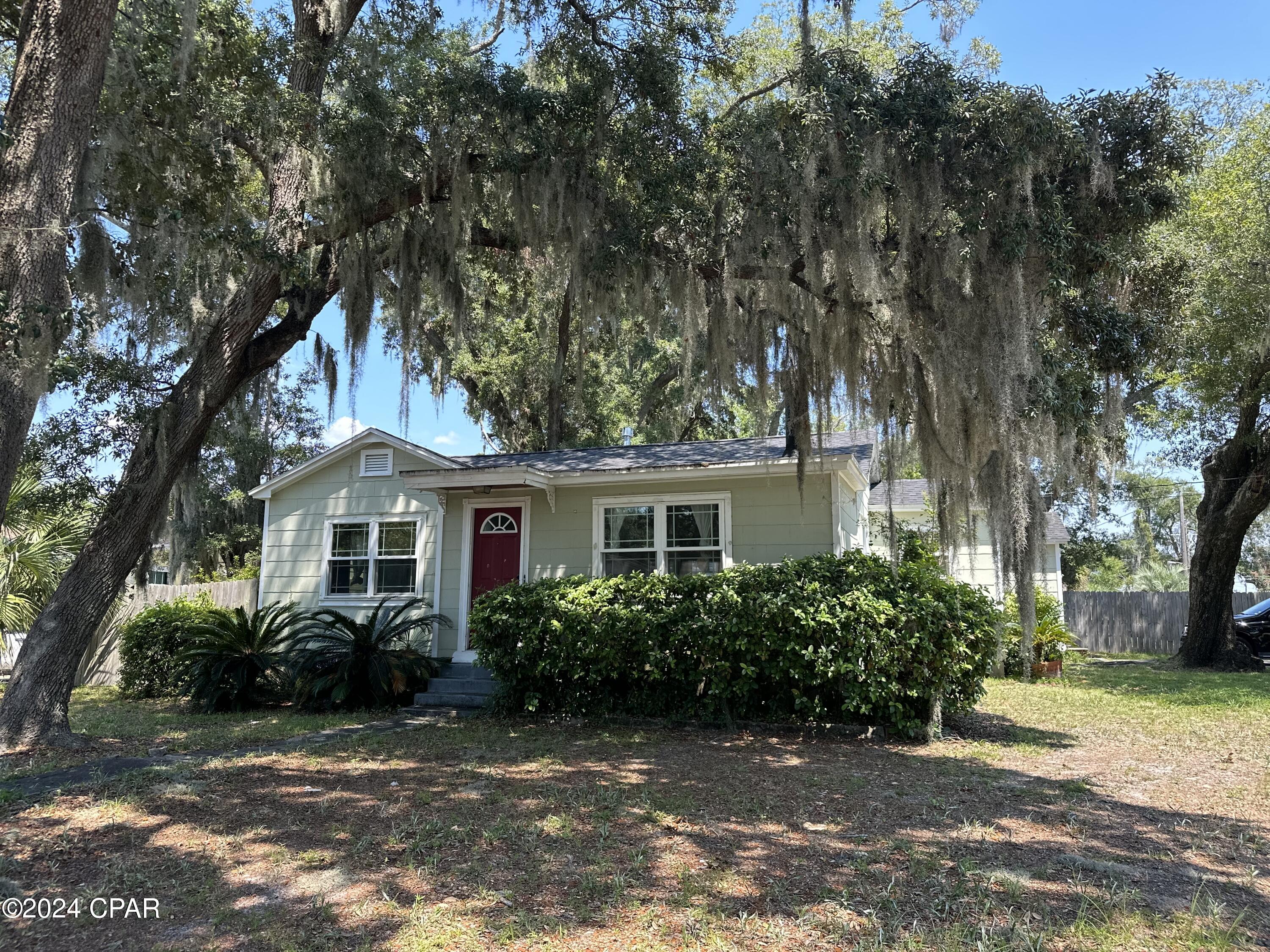 Sudduths 1st Add - Residential