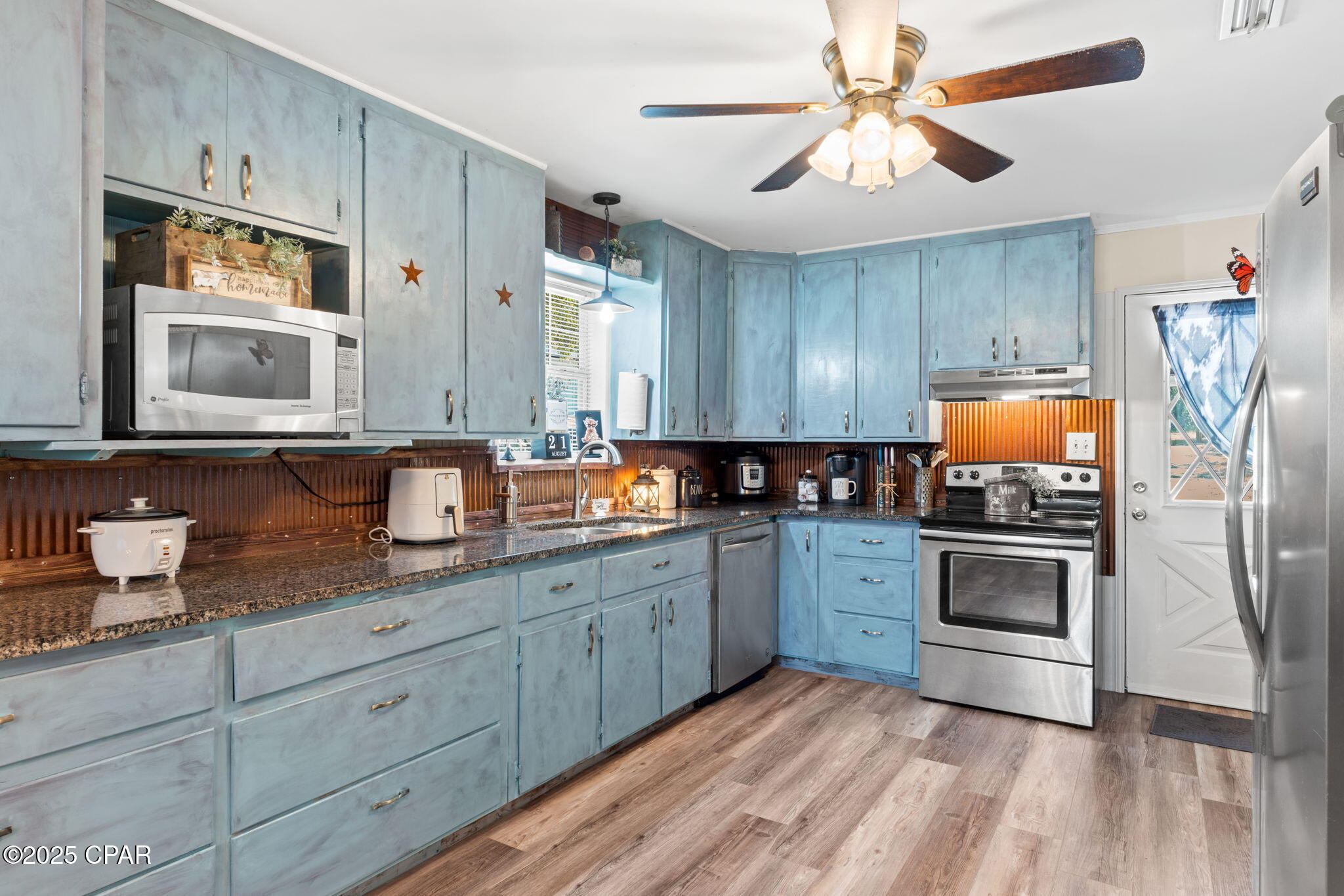 [No Recorded Subdiv] - Residential