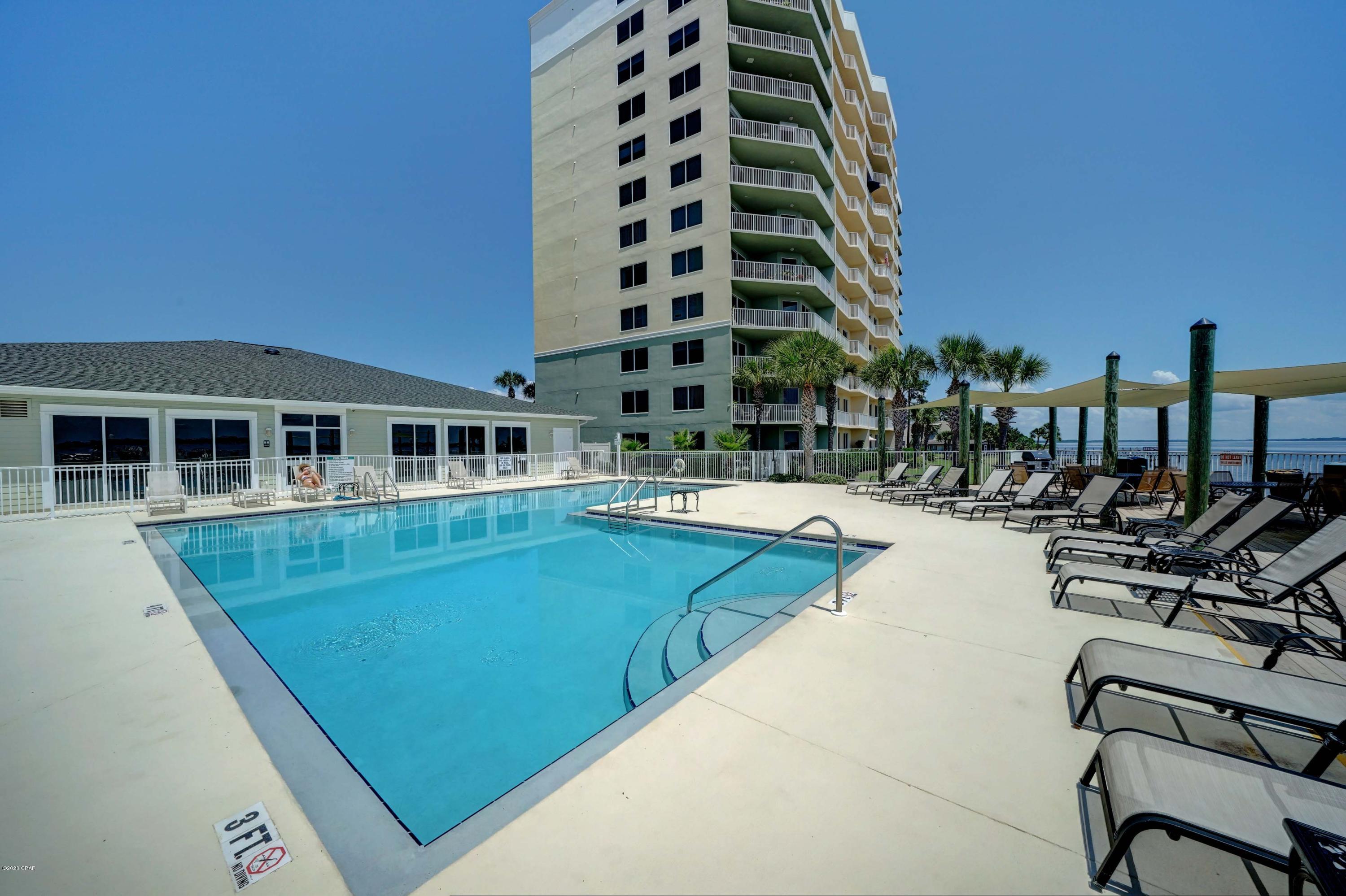 Hibiscus By The Bay - Residential