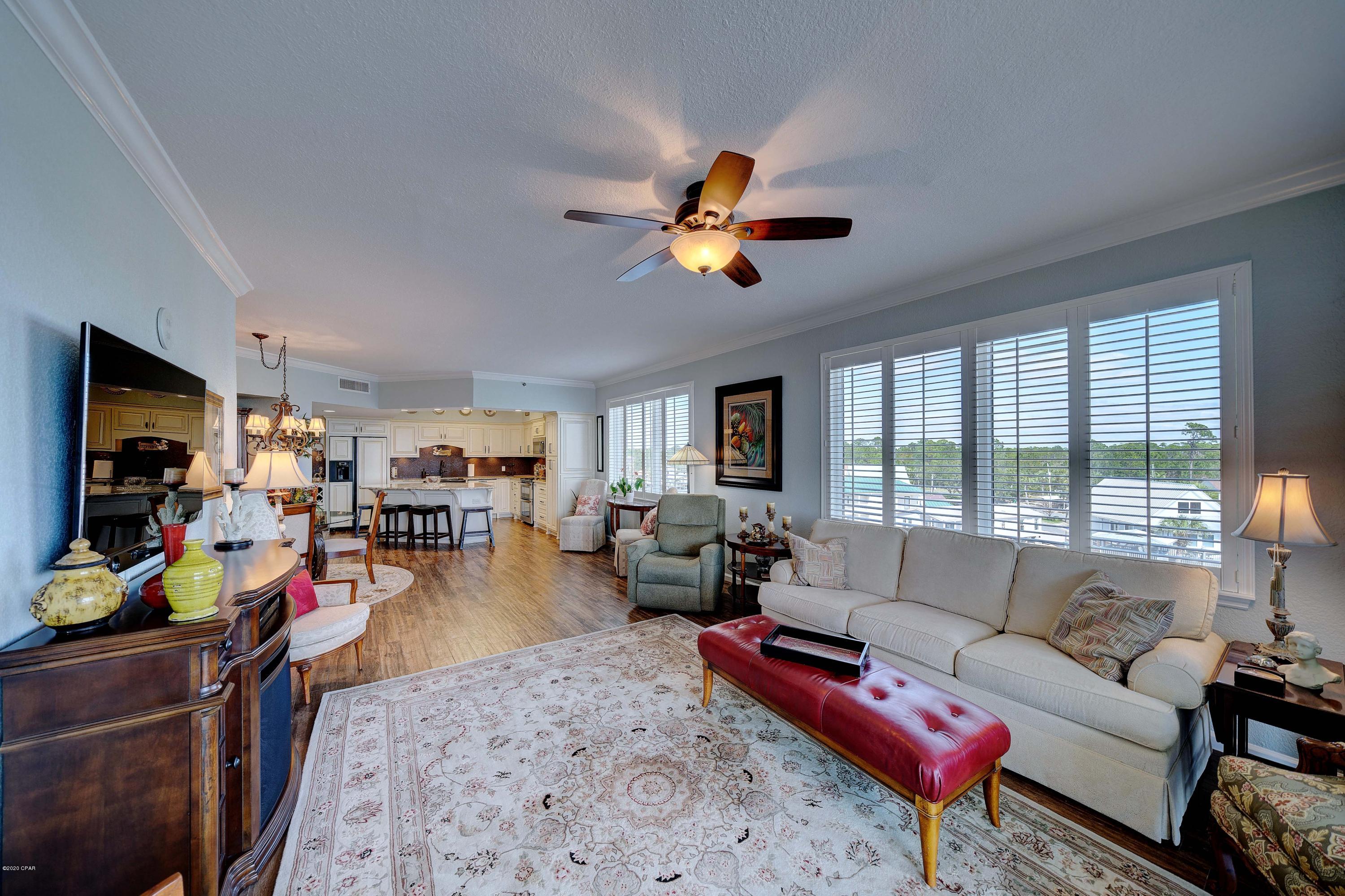 Hibiscus By The Bay - Residential