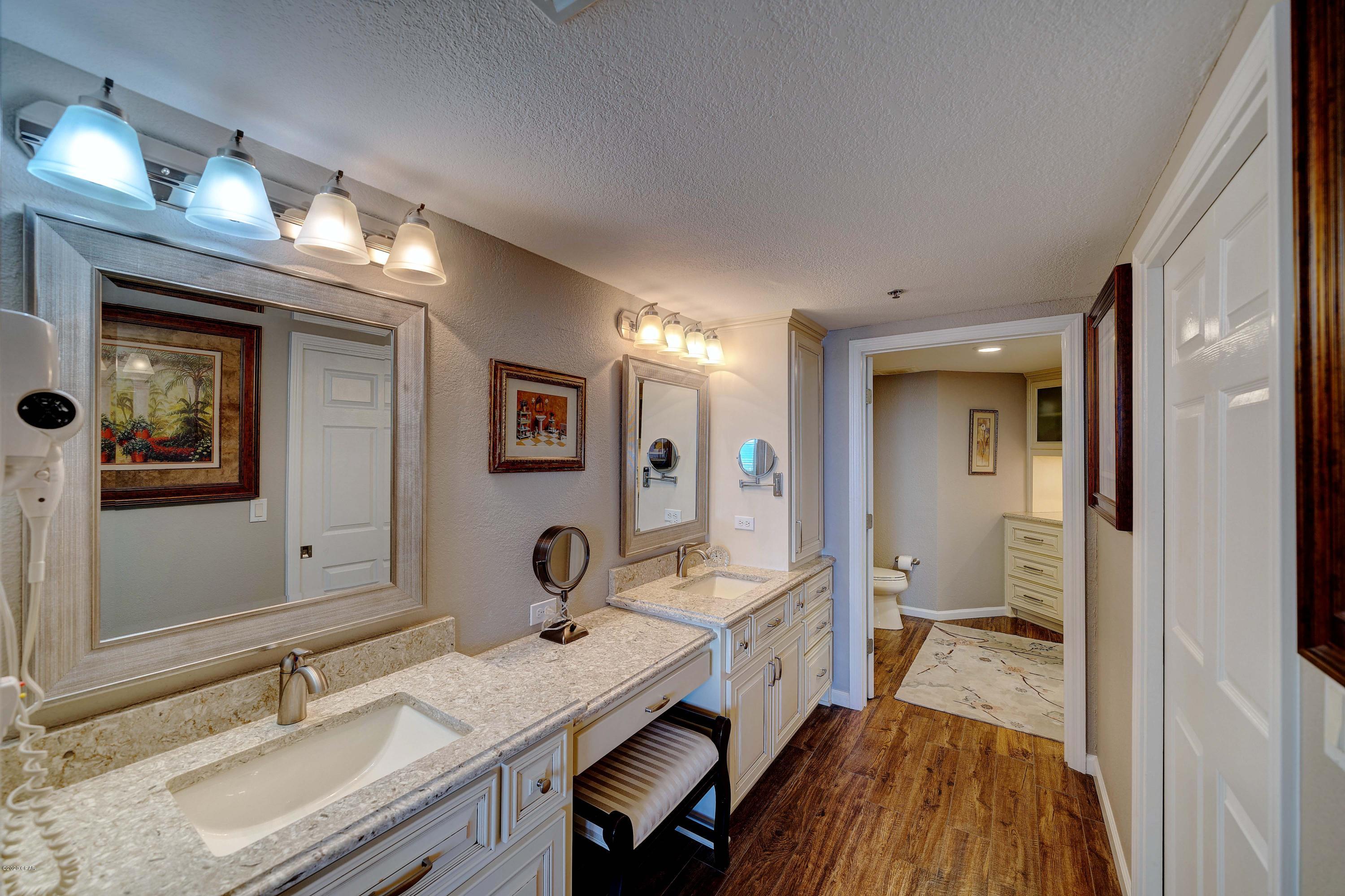 Hibiscus By The Bay - Residential