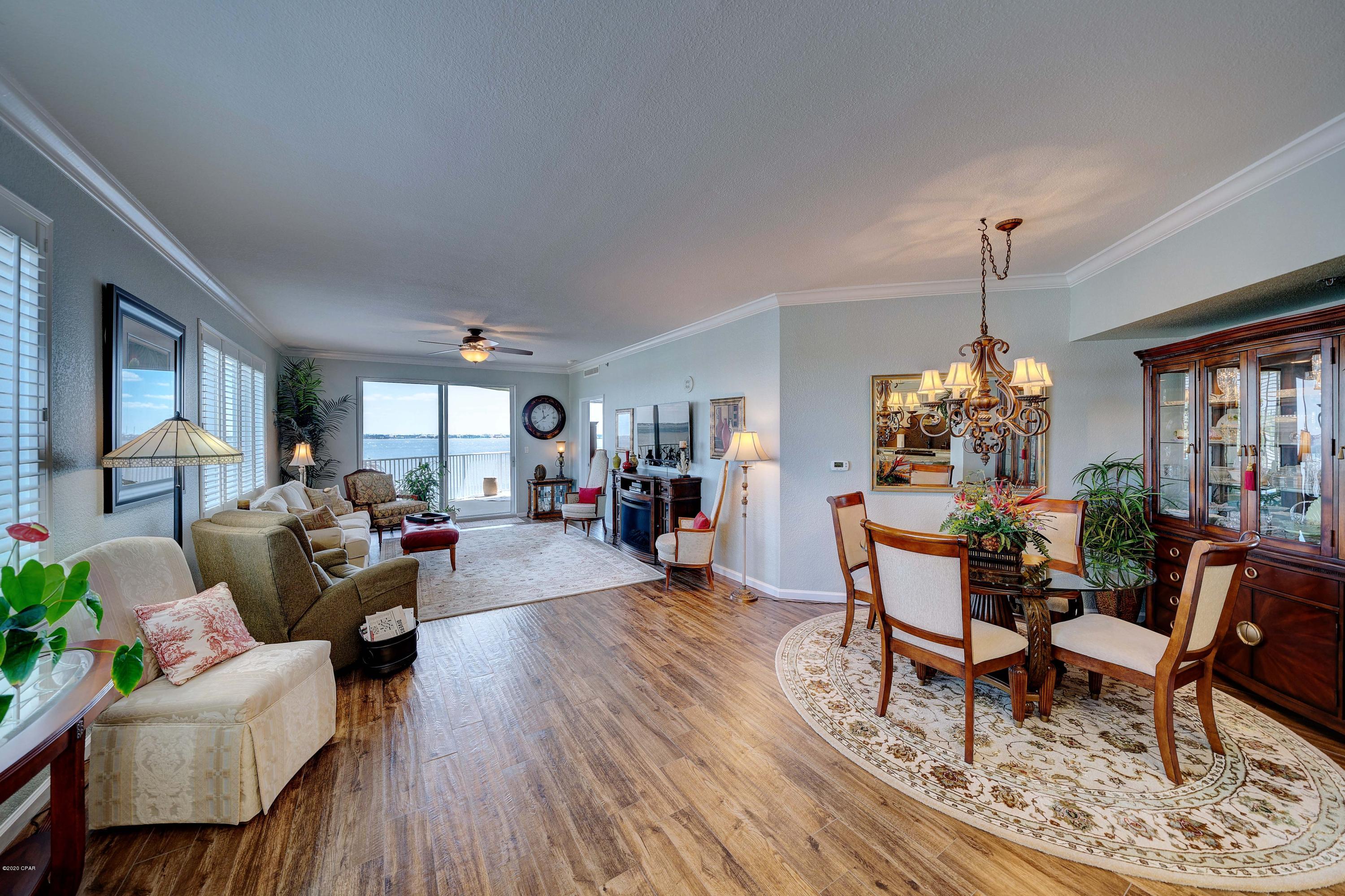 Hibiscus By The Bay - Residential