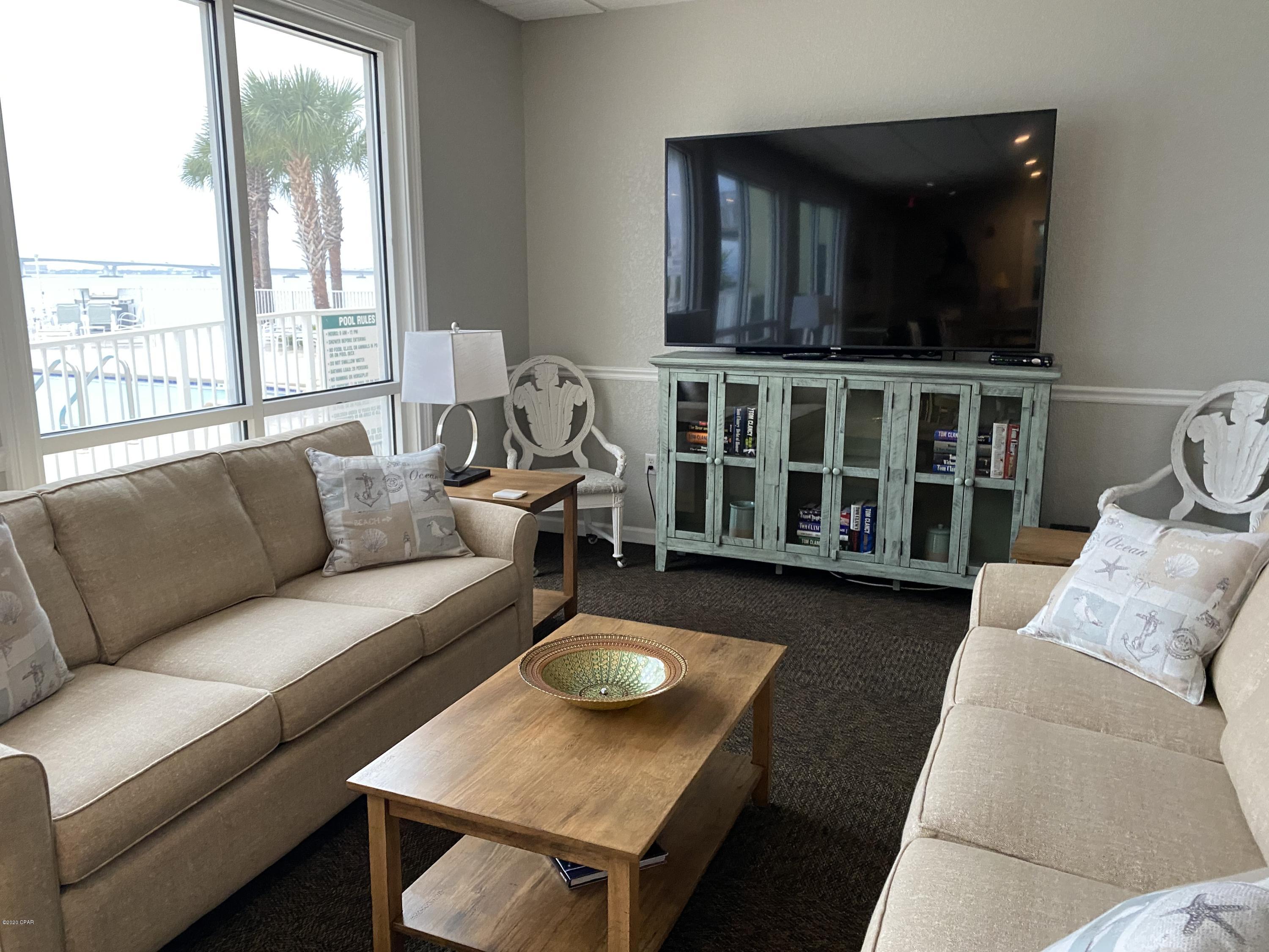 Hibiscus By The Bay - Residential