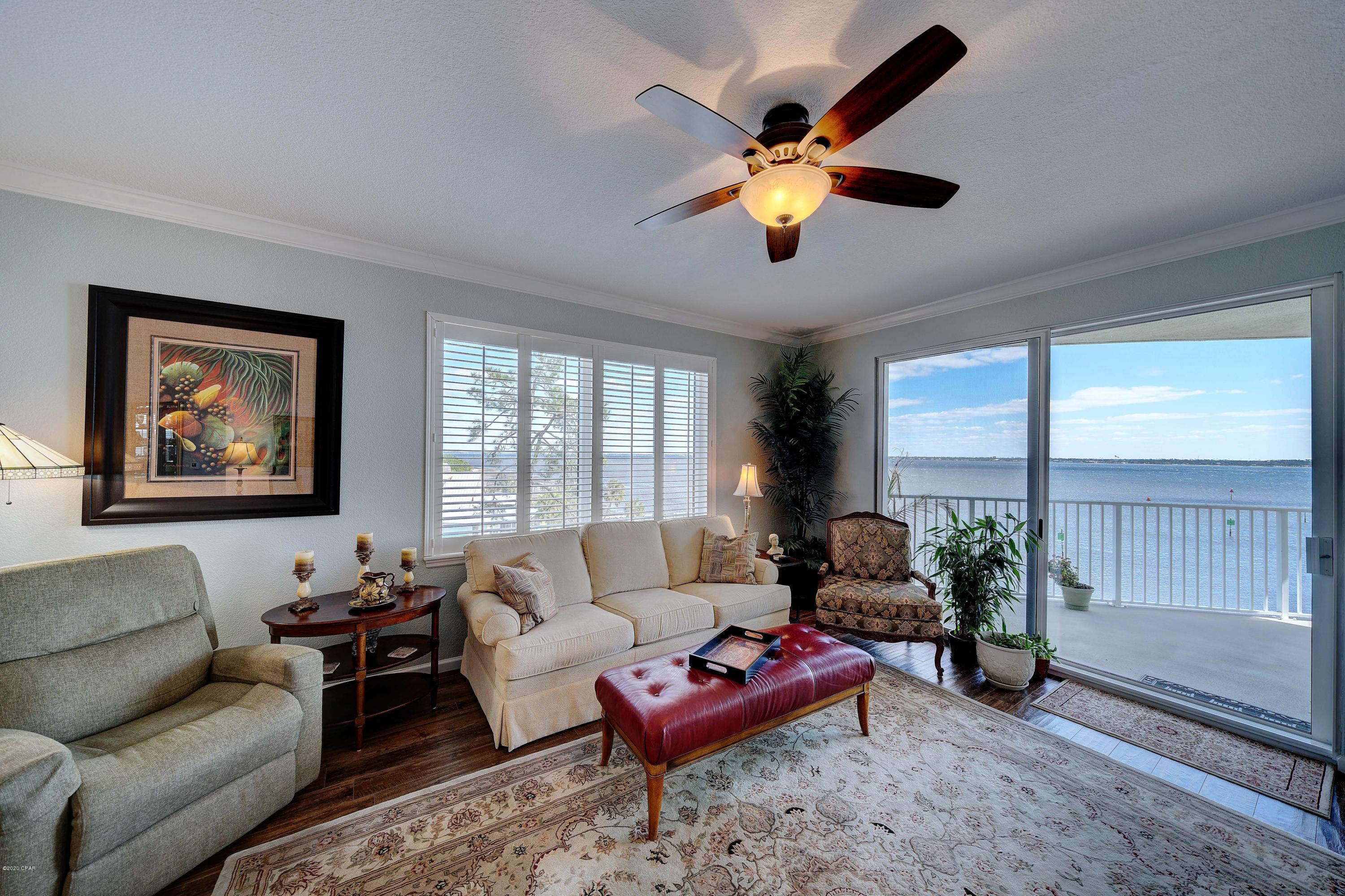 Hibiscus By The Bay - Residential