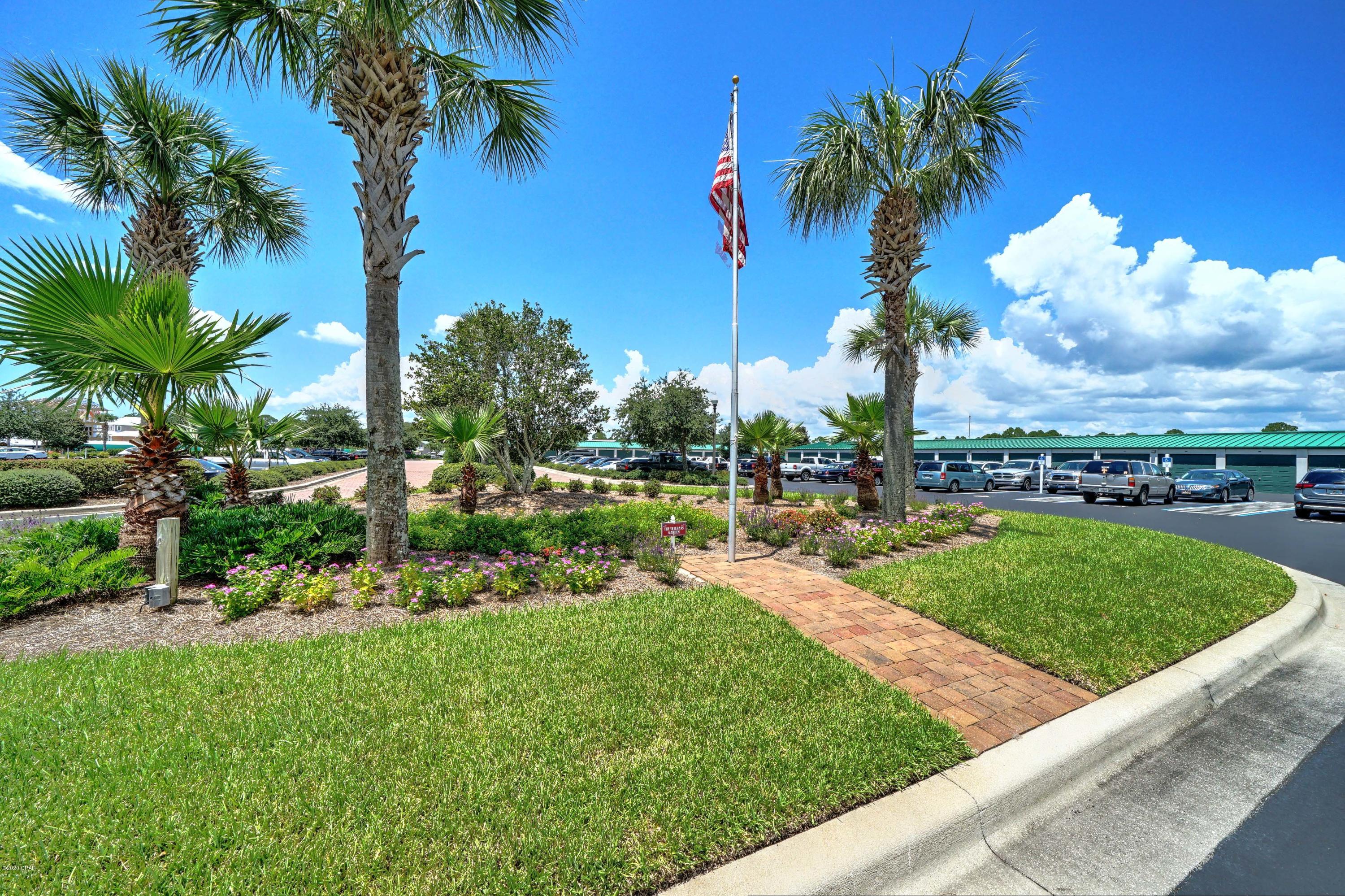 Hibiscus By The Bay - Residential