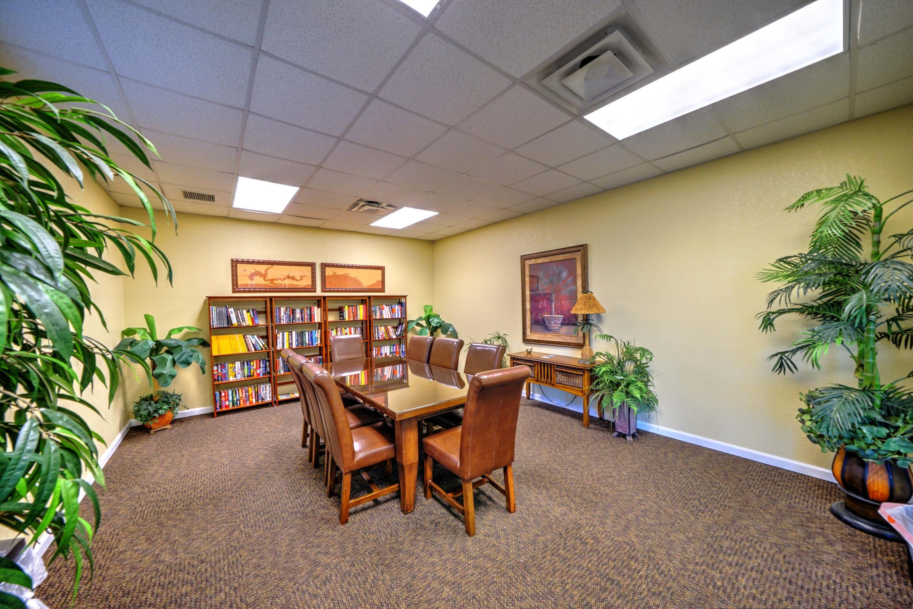 Hibiscus By The Bay - Residential