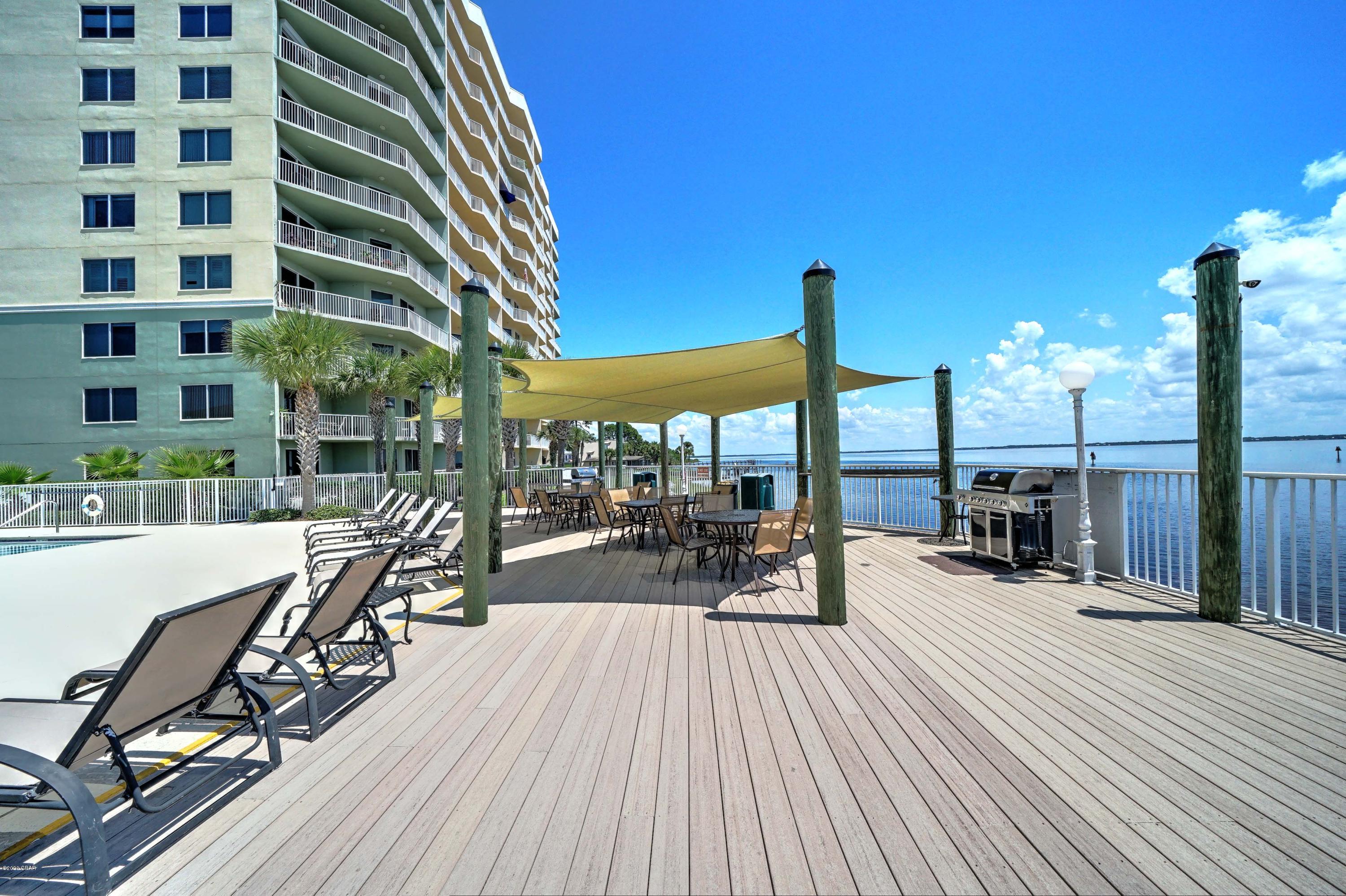 Hibiscus By The Bay - Residential