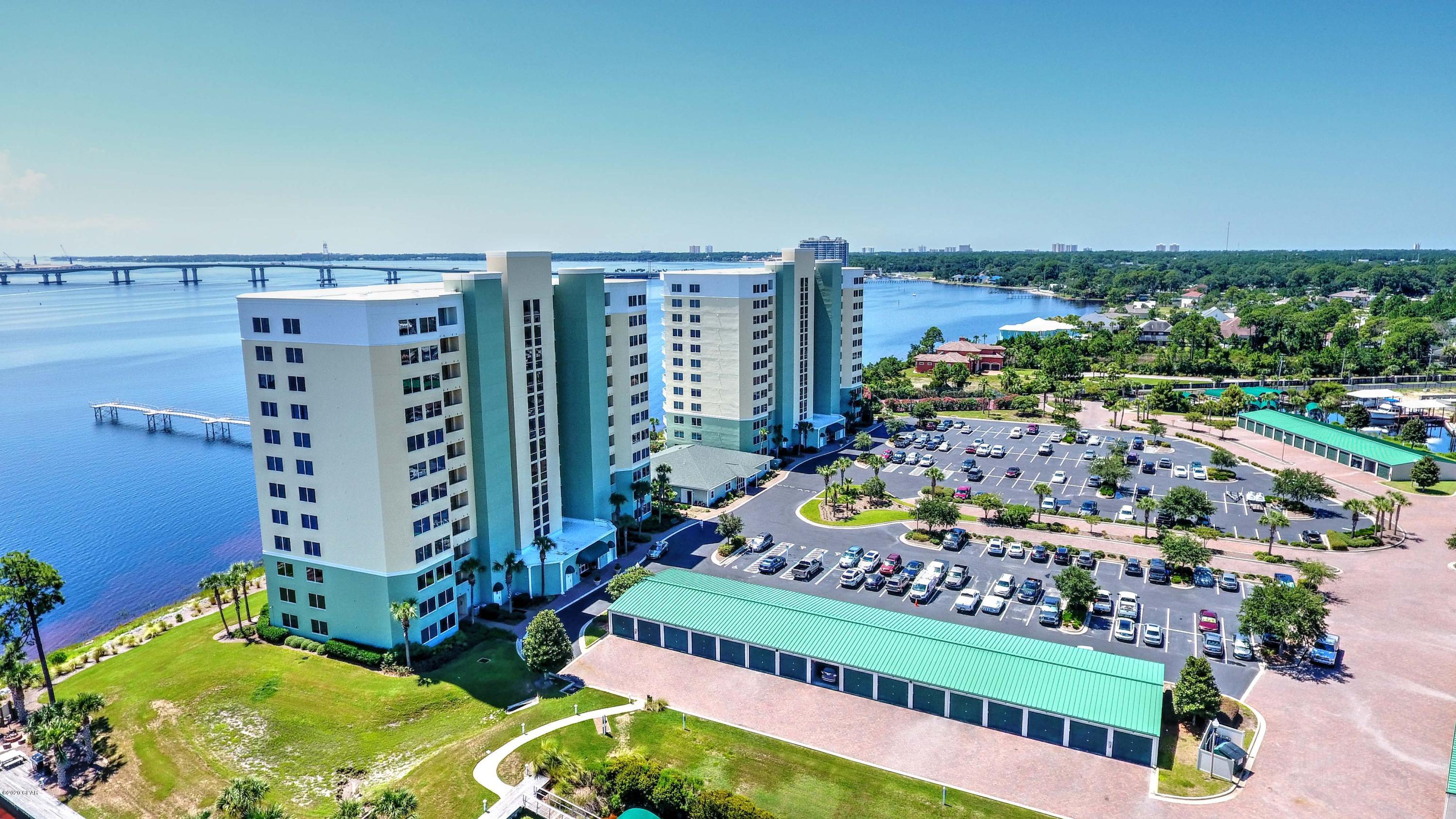 Hibiscus By The Bay - Residential