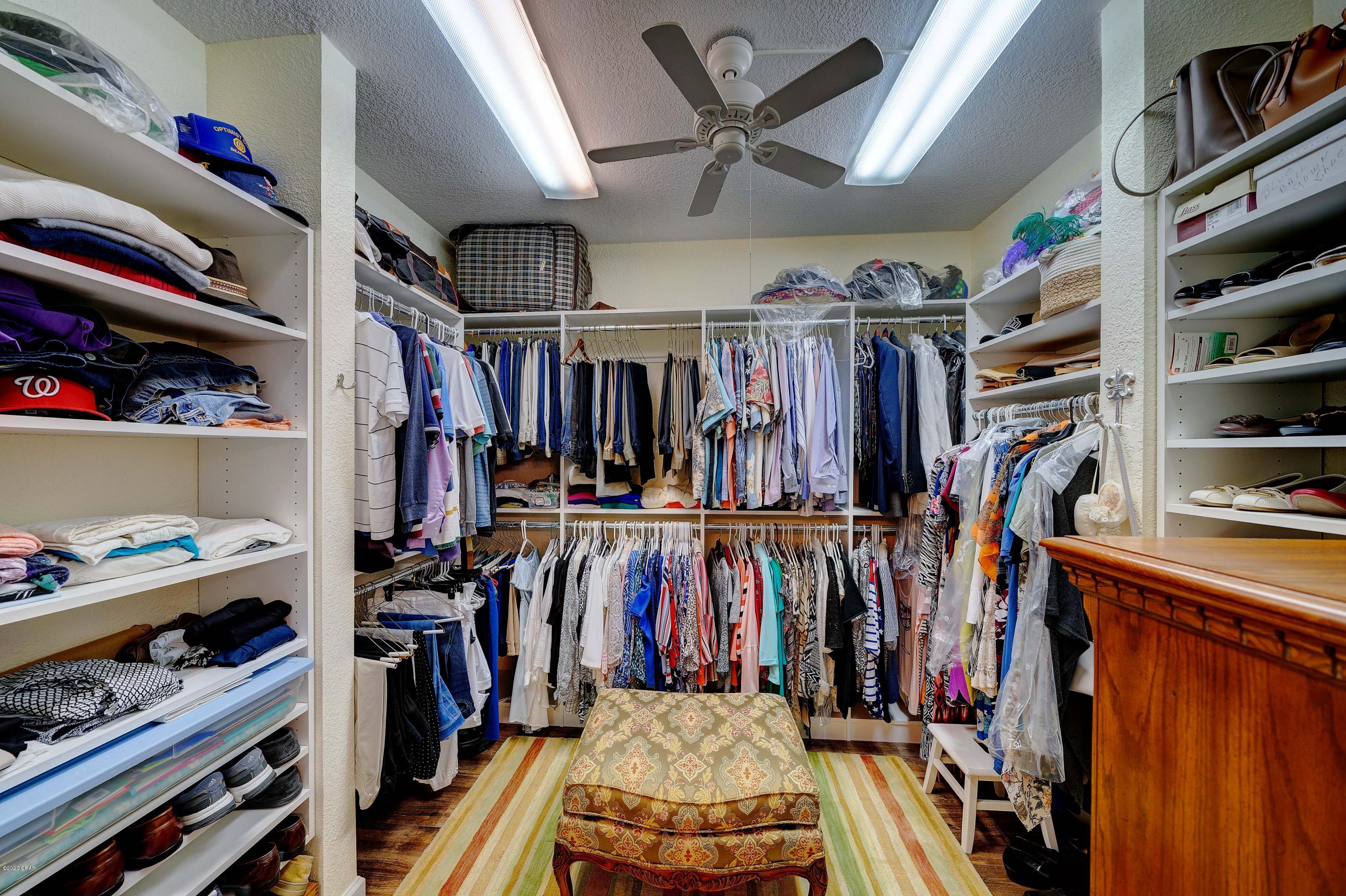 Hibiscus By The Bay - Residential