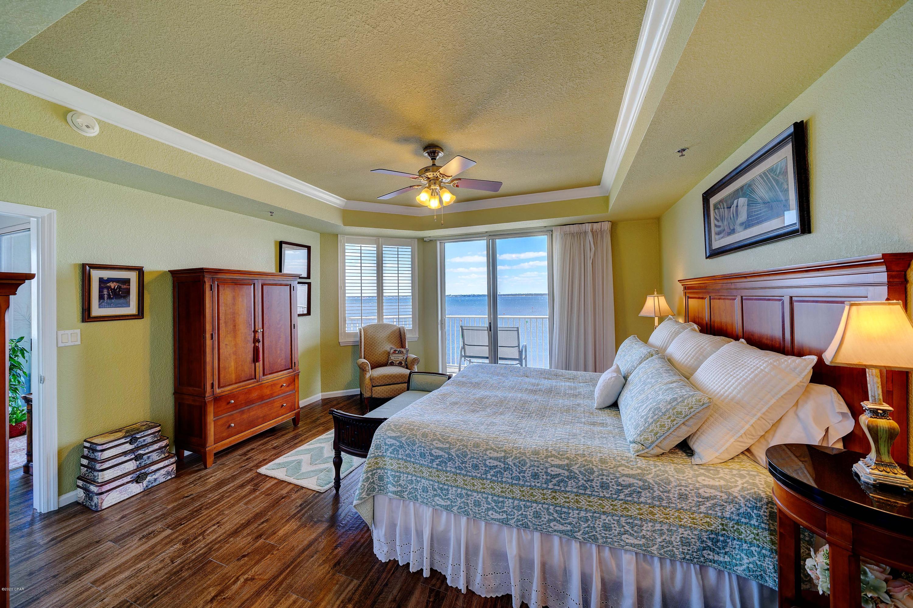 Hibiscus By The Bay - Residential