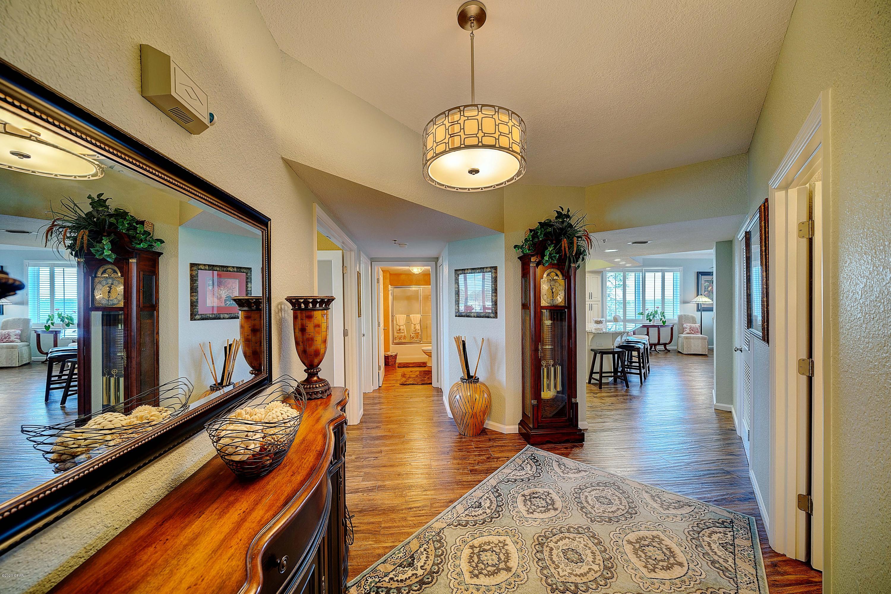 Hibiscus By The Bay - Residential