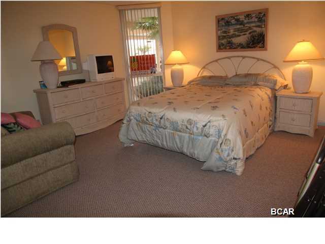 Pelican Walk - Residential