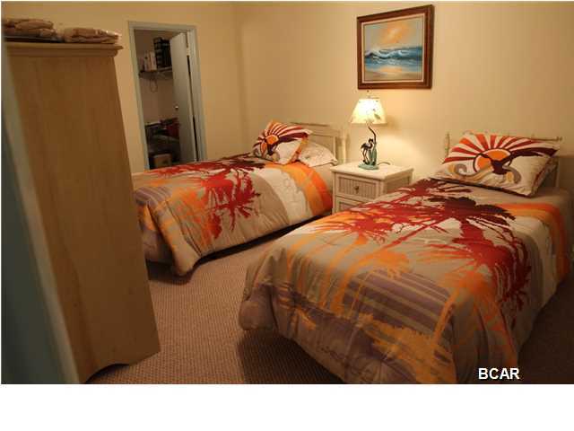 Pelican Walk - Residential