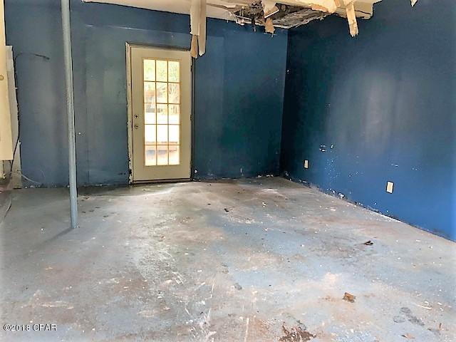 West Manor - Residential