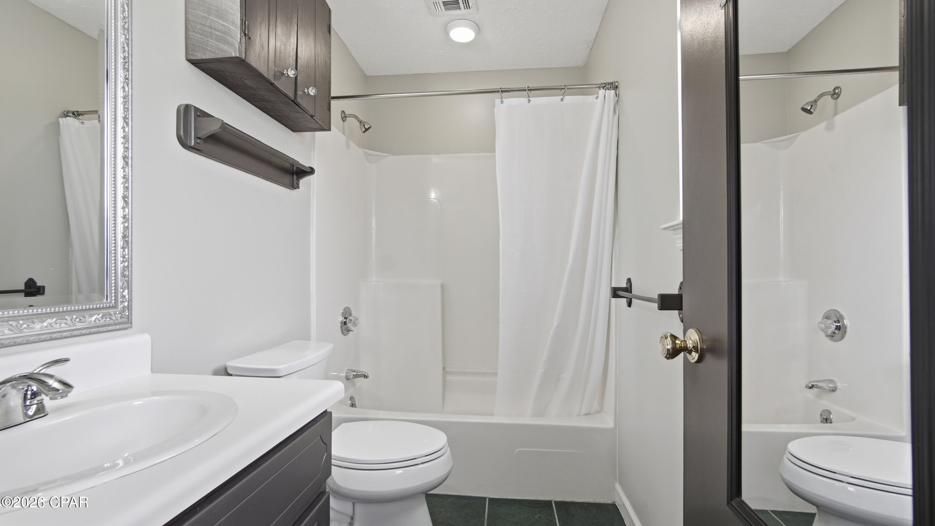 Shadow Bay Unit 1 - Residential Lease