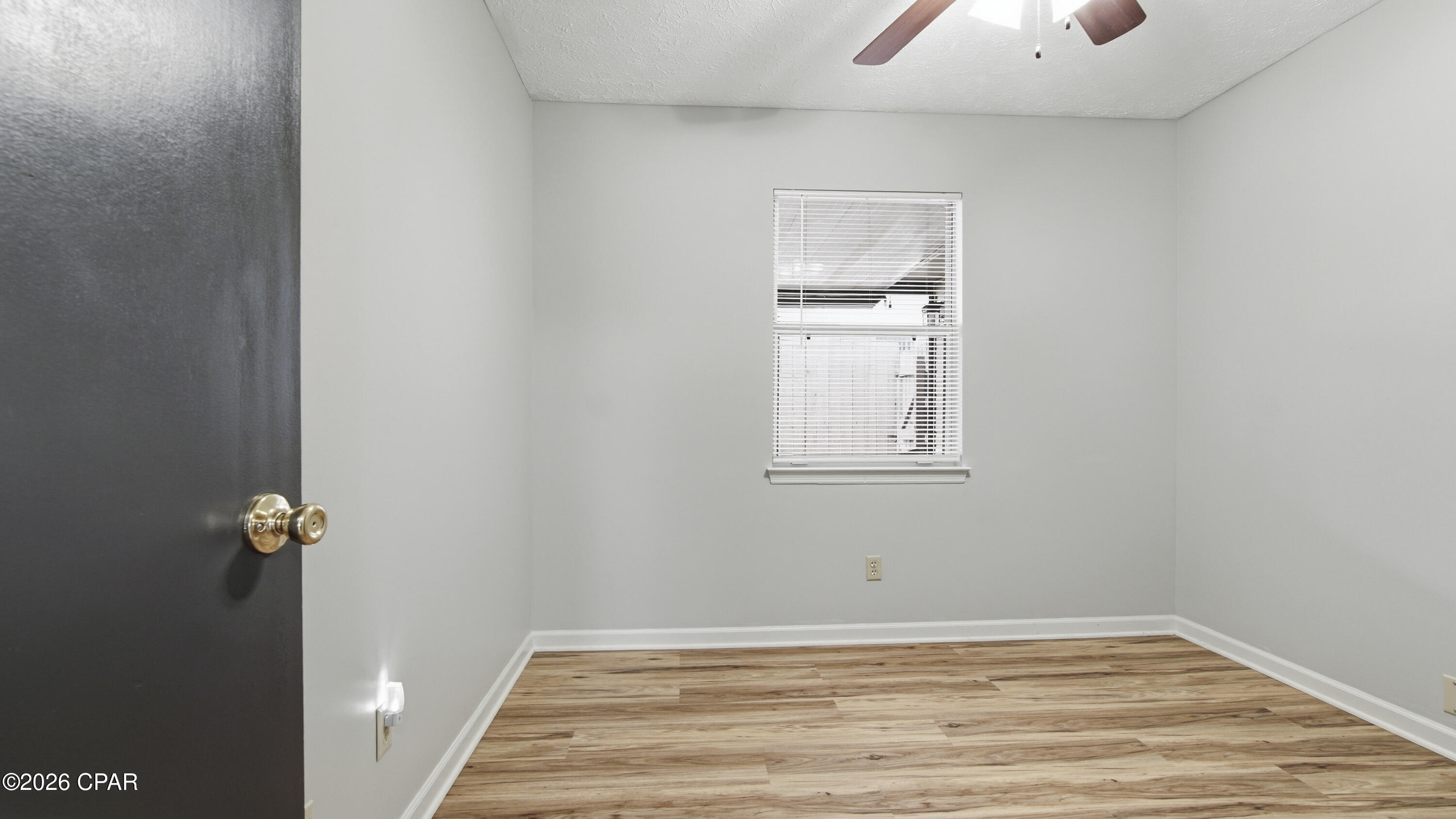 Shadow Bay Unit 1 - Residential Lease