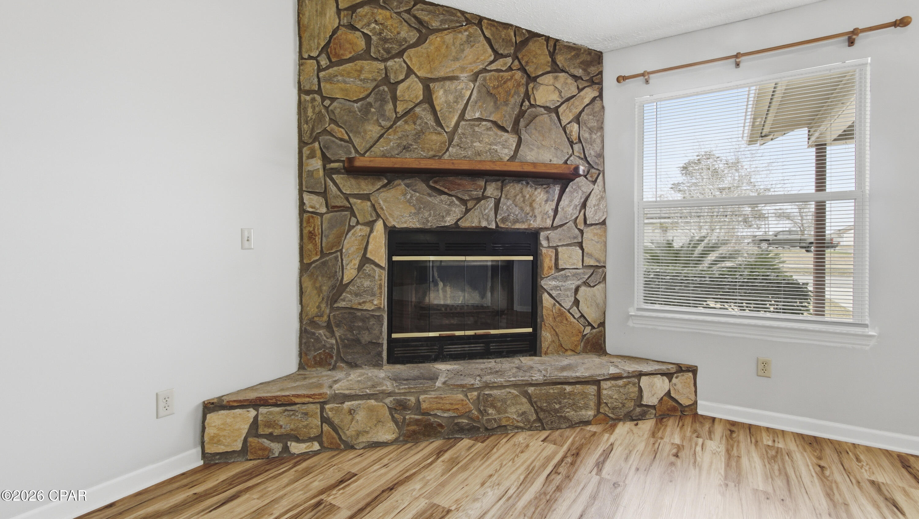 Shadow Bay Unit 1 - Residential Lease