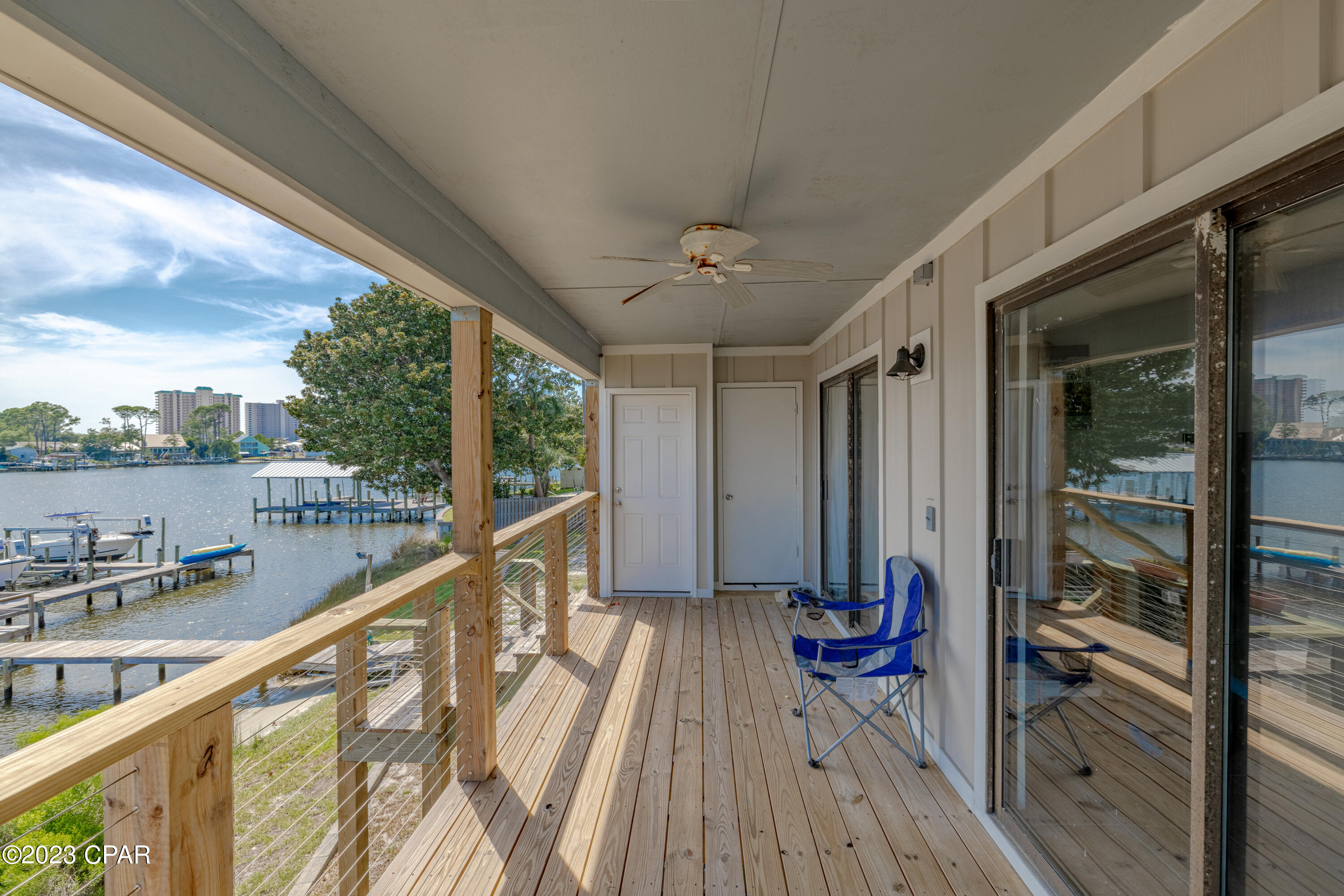 Quarter Deck Condo. - Residential