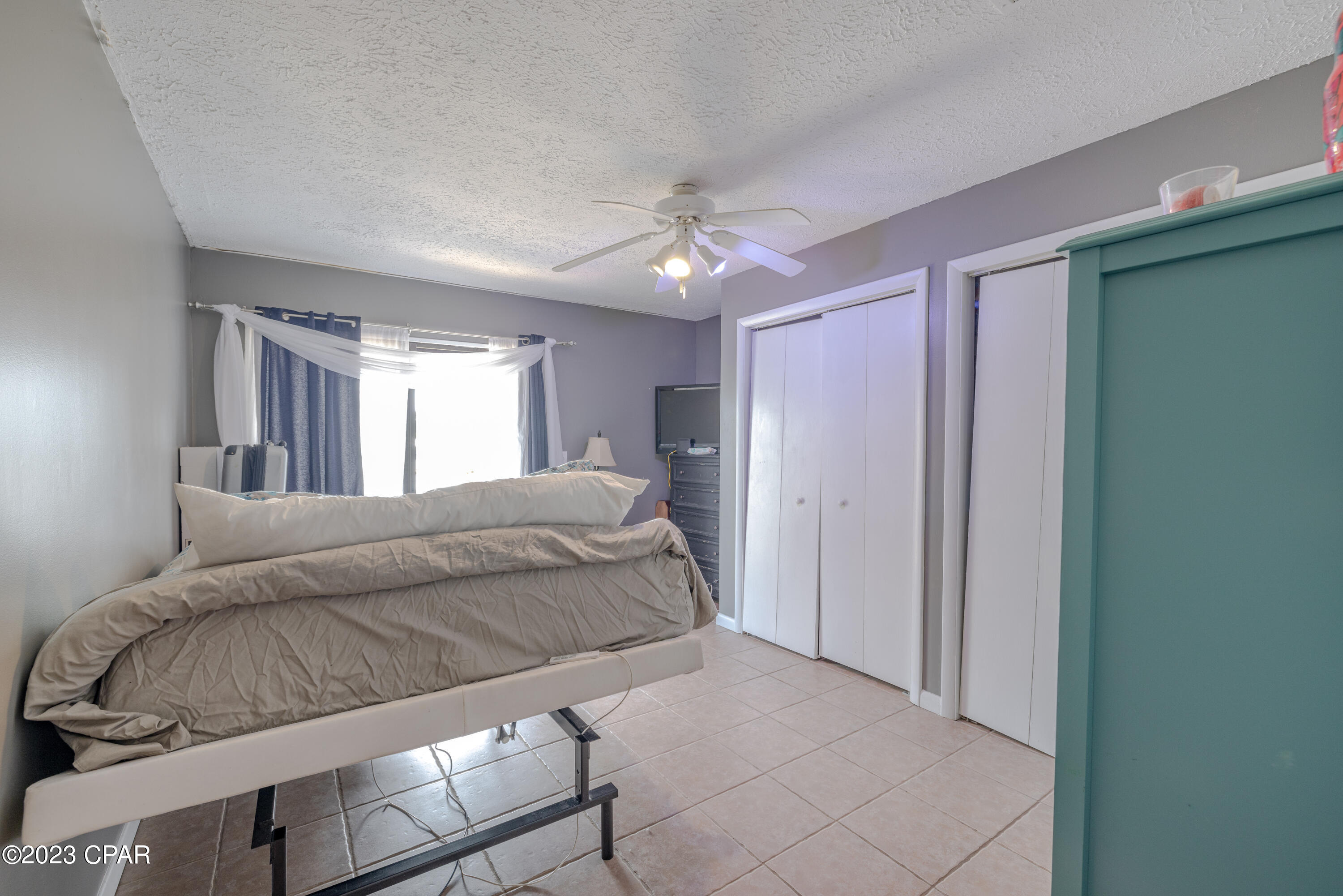 Quarter Deck Condo. - Residential