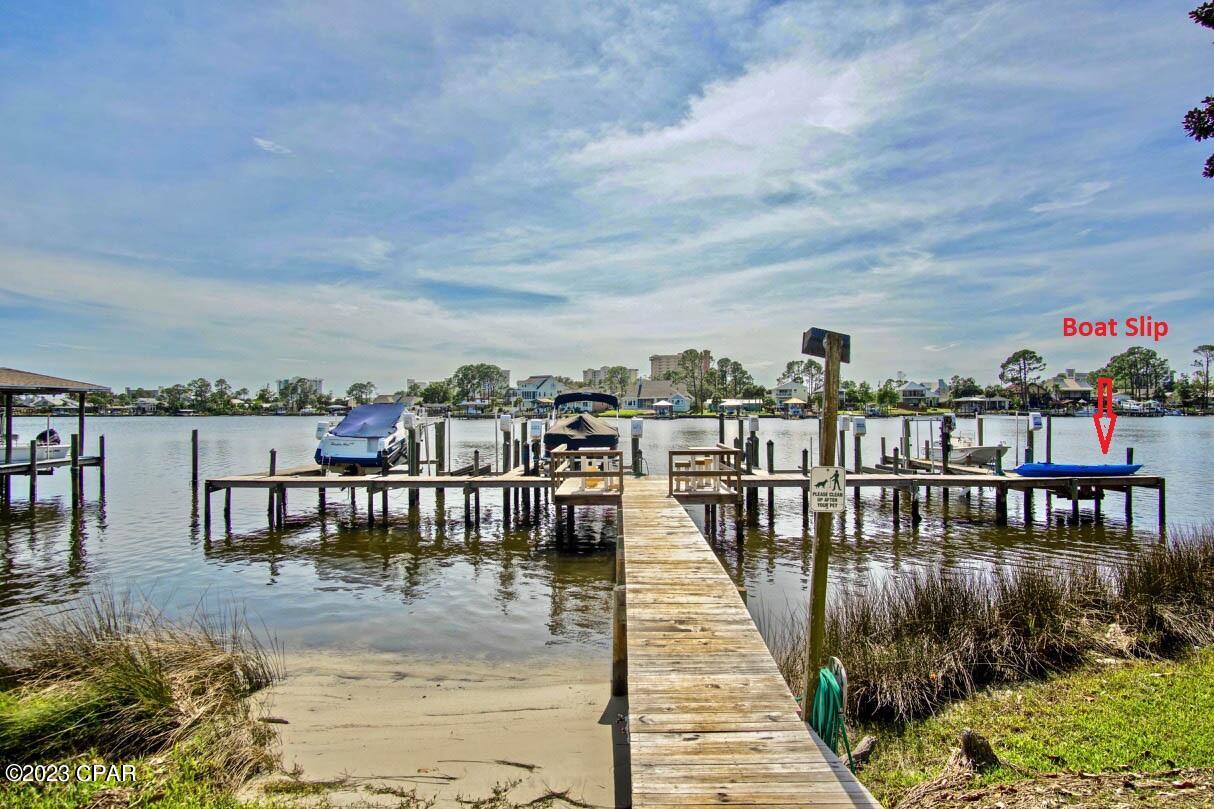 Quarter Deck Condo. - Residential