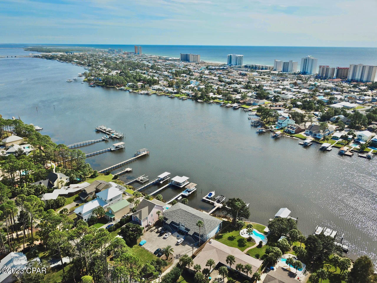 Quarter Deck Condo. - Residential