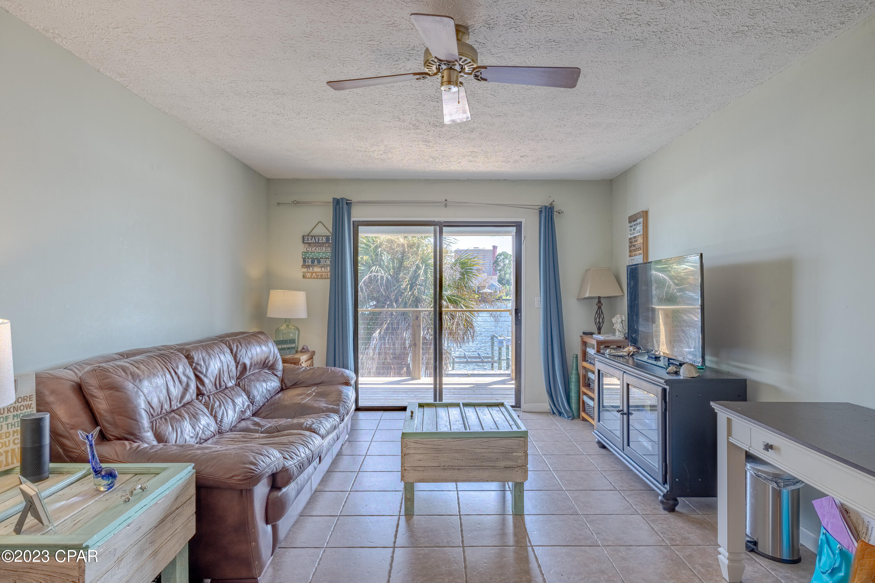 Quarter Deck Condo. - Residential