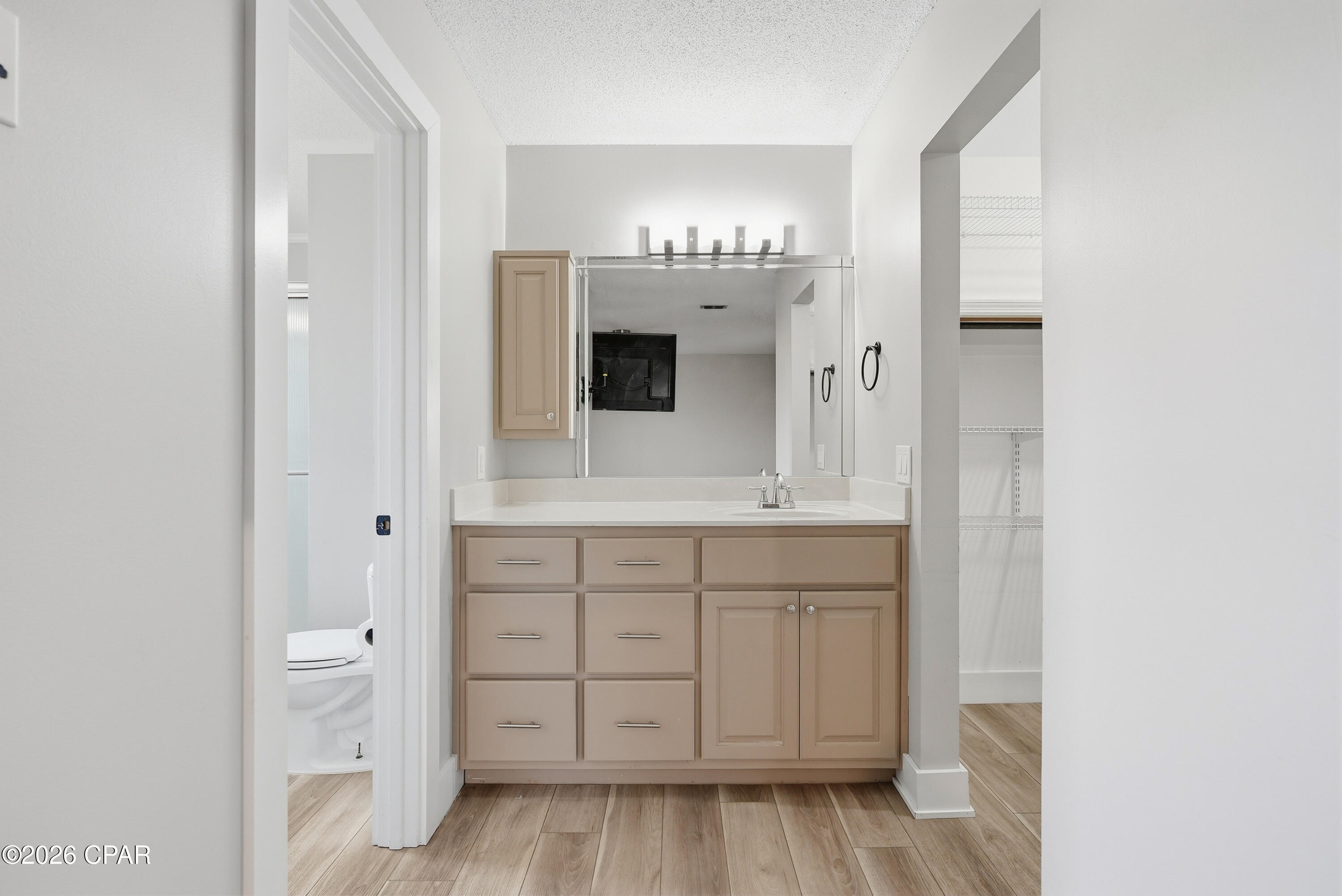 Pretty Bayou 2nd - Residential