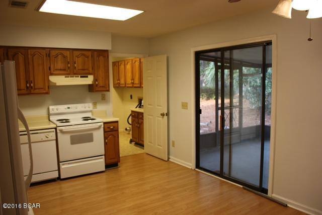 North Lagoon Oaks 3rd - Residential Lease