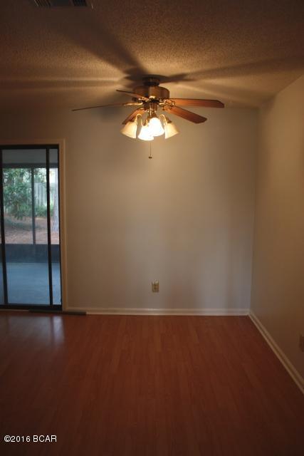 North Lagoon Oaks 3rd - Residential Lease