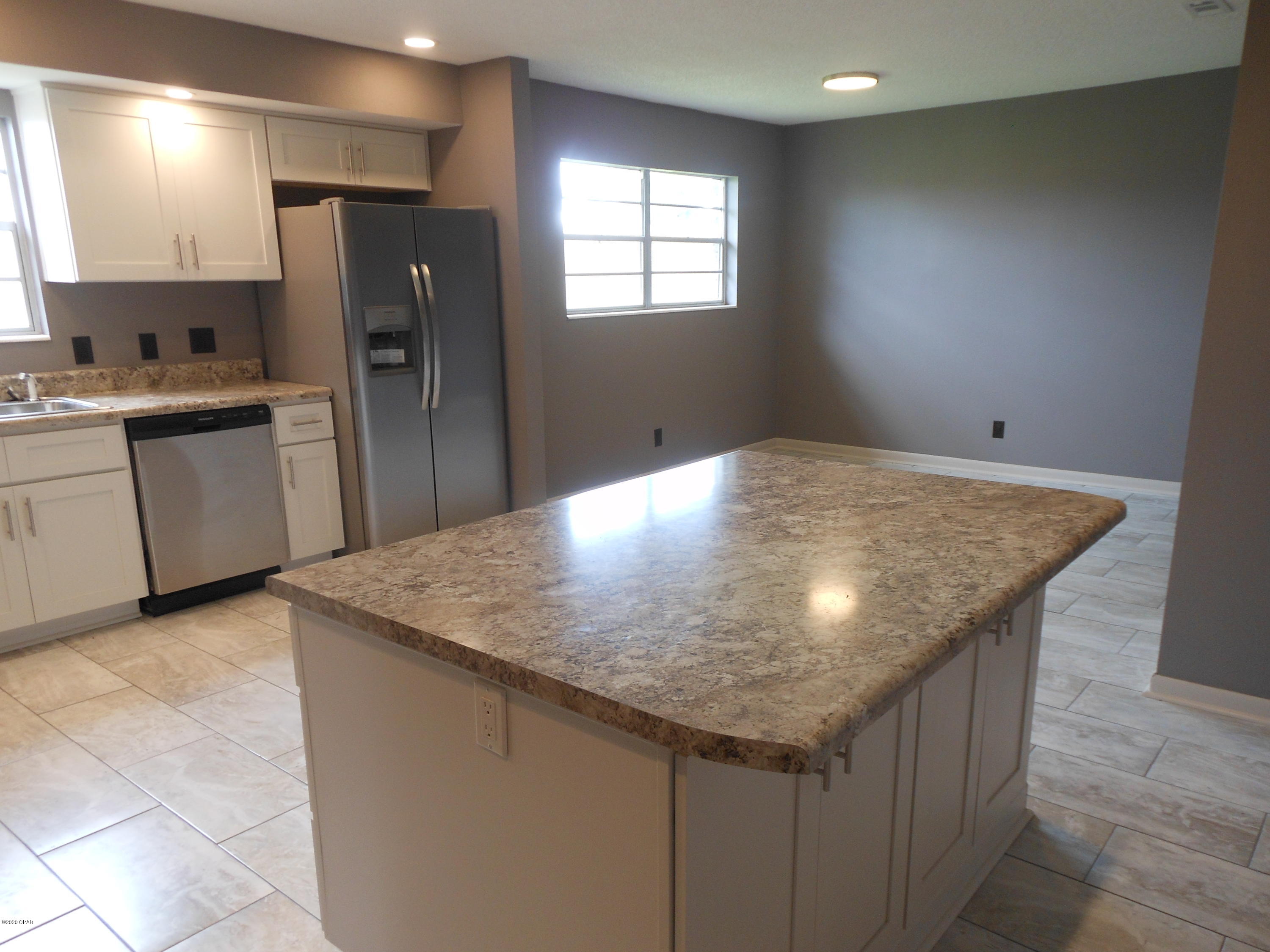 St And Bay Dev Co - Residential