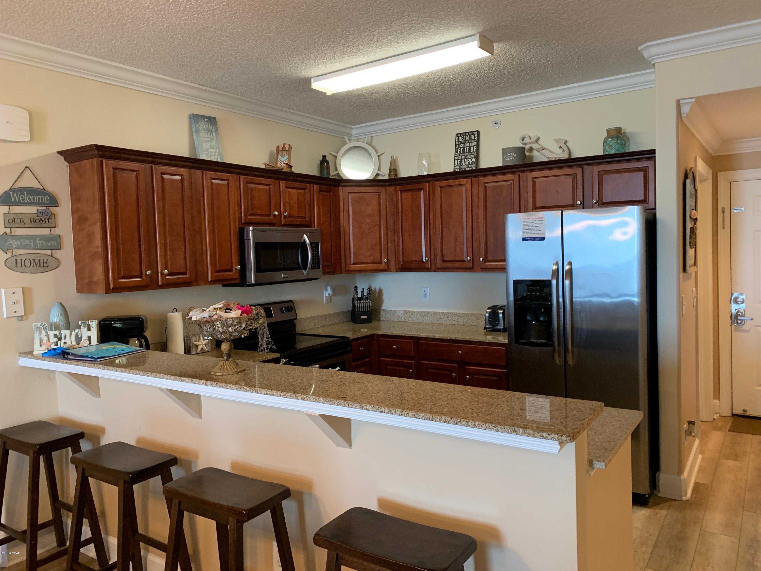 Tropic Winds - Residential