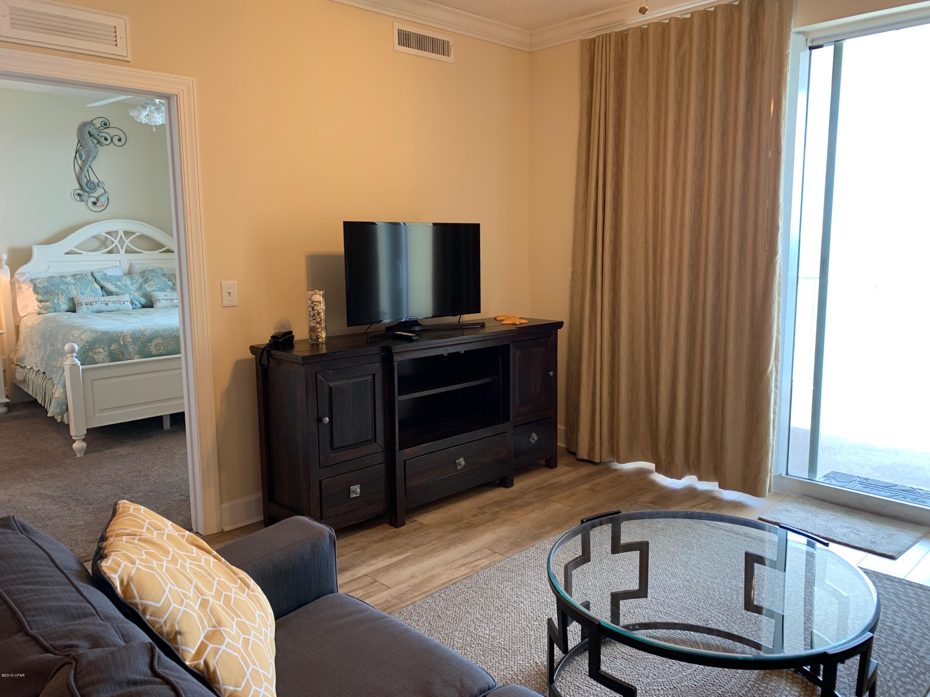 Tropic Winds - Residential