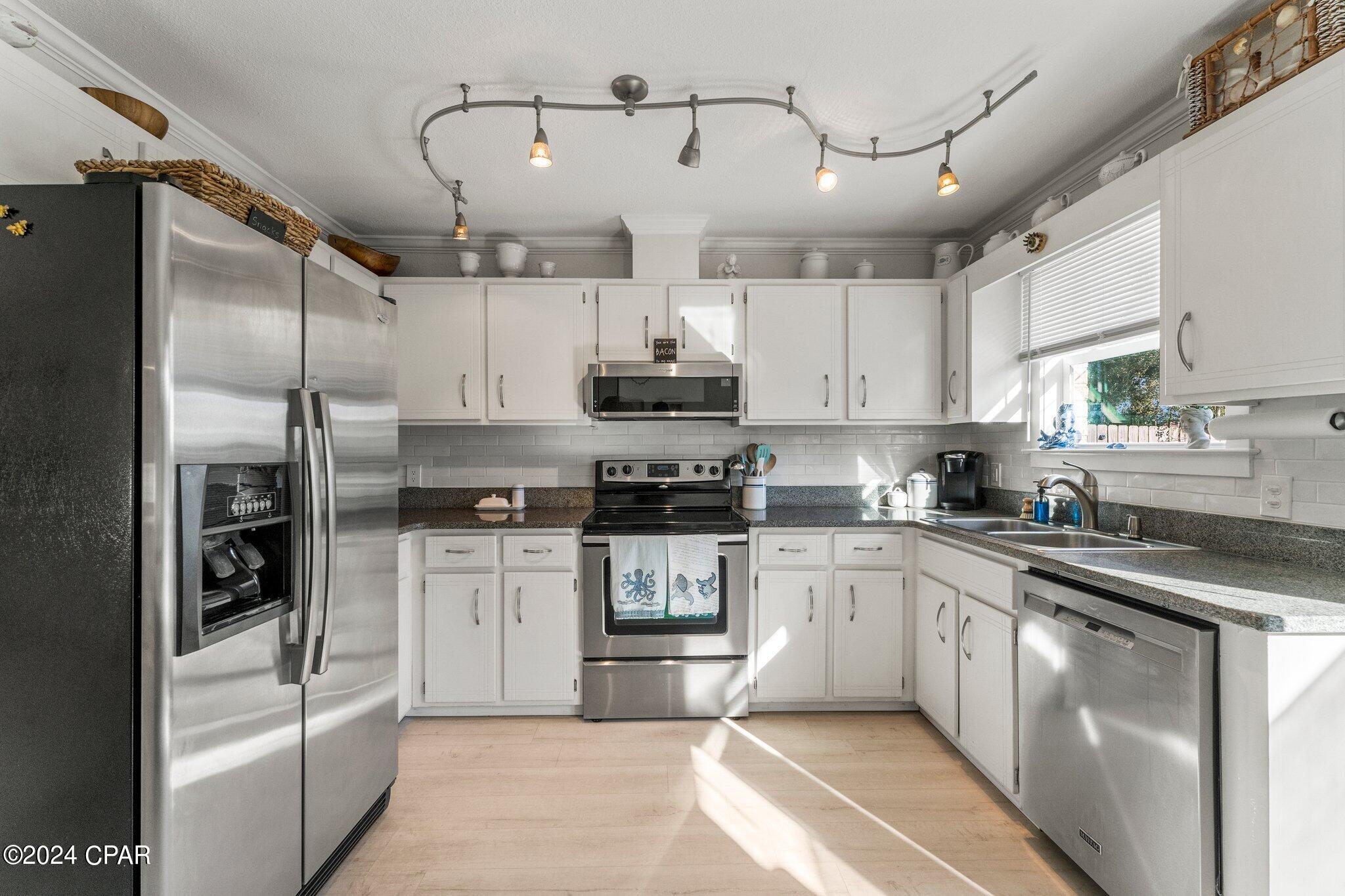 Riviera Beach 1st Add - Residential