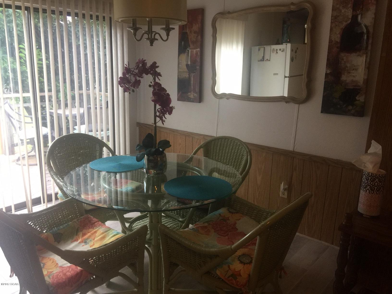 North Lagoon Oaks 7th Add - Residential