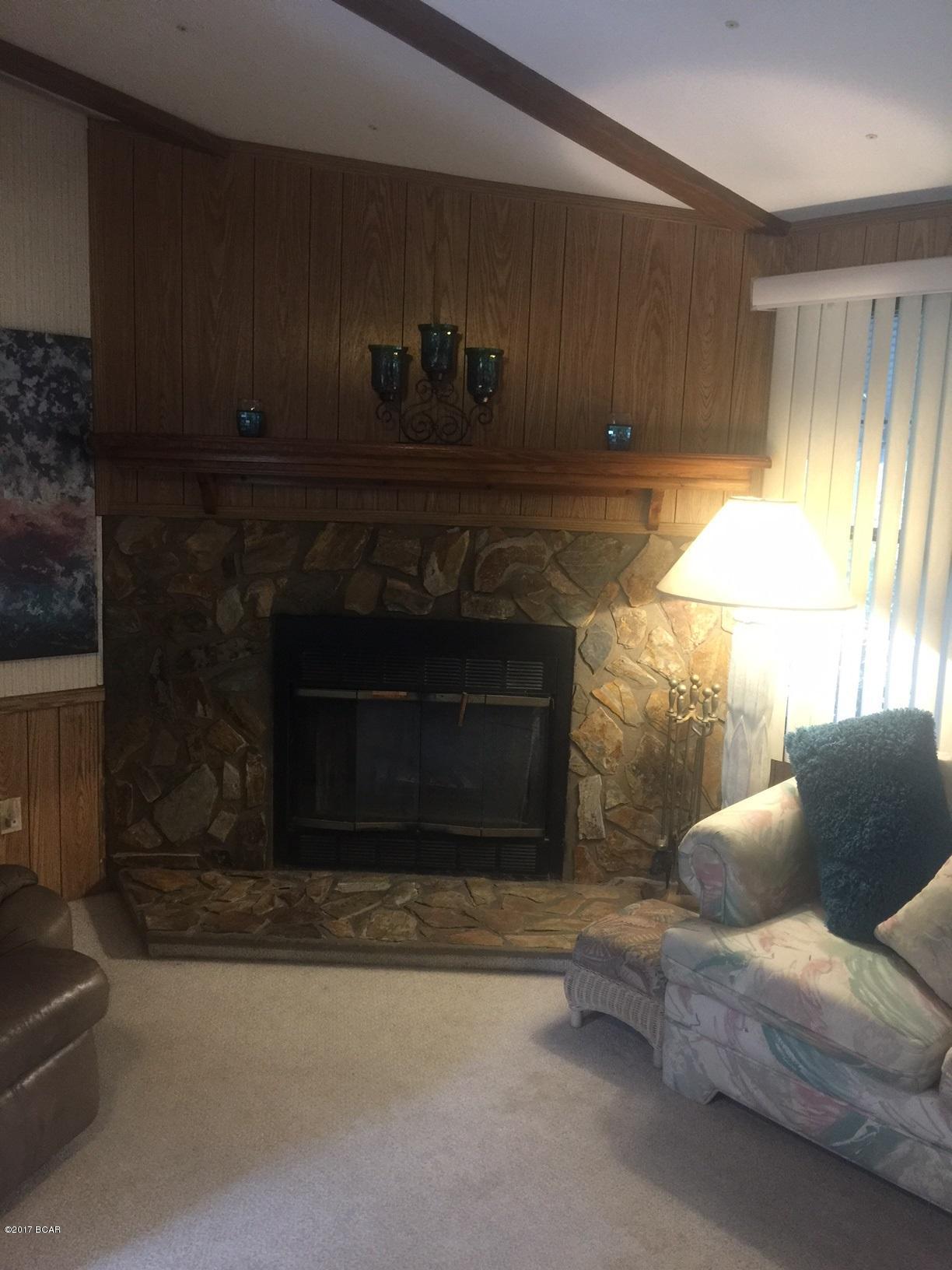 North Lagoon Oaks 7th Add - Residential