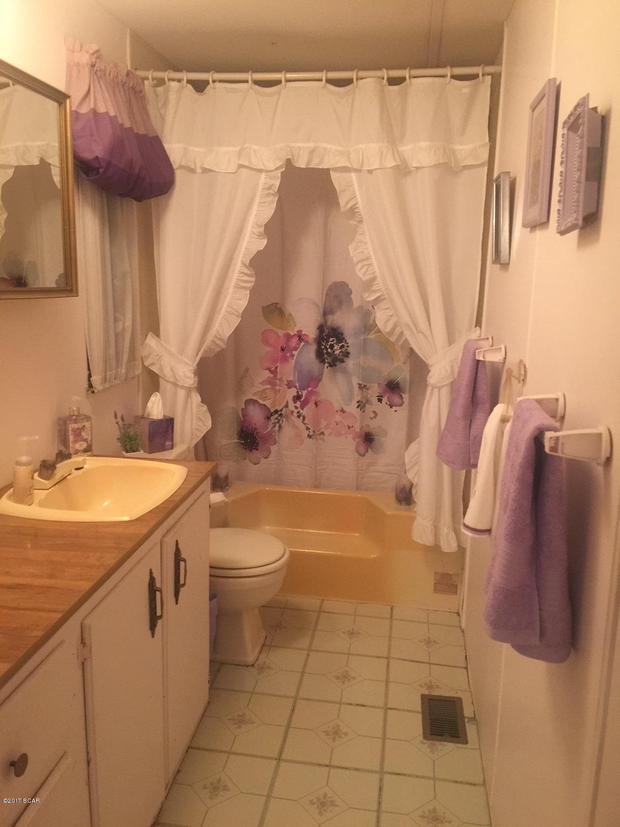 North Lagoon Oaks 7th Add - Residential