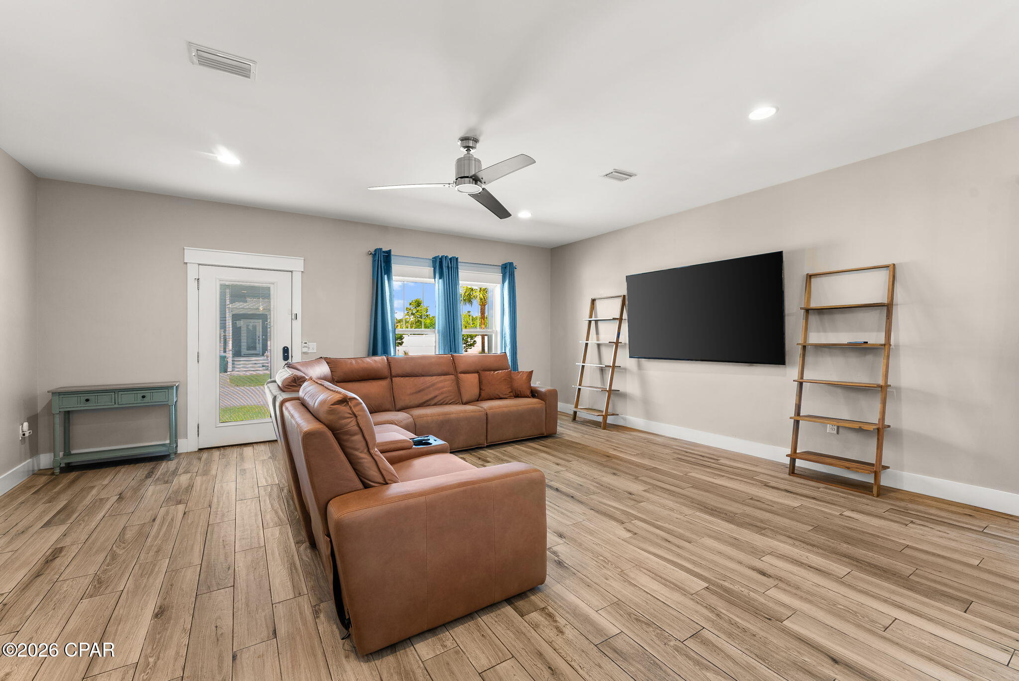 Paradise Grove - Residential