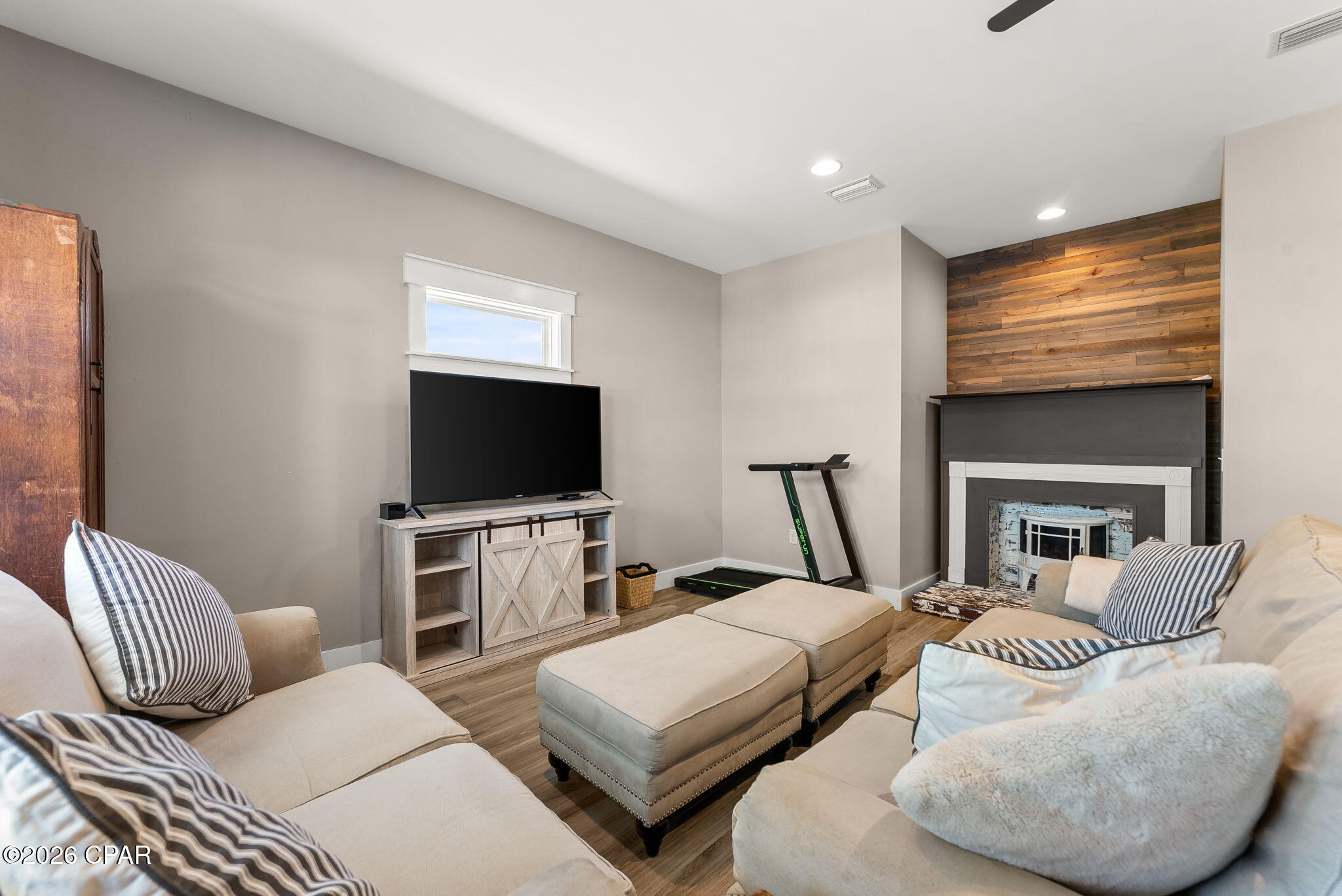 Paradise Grove - Residential