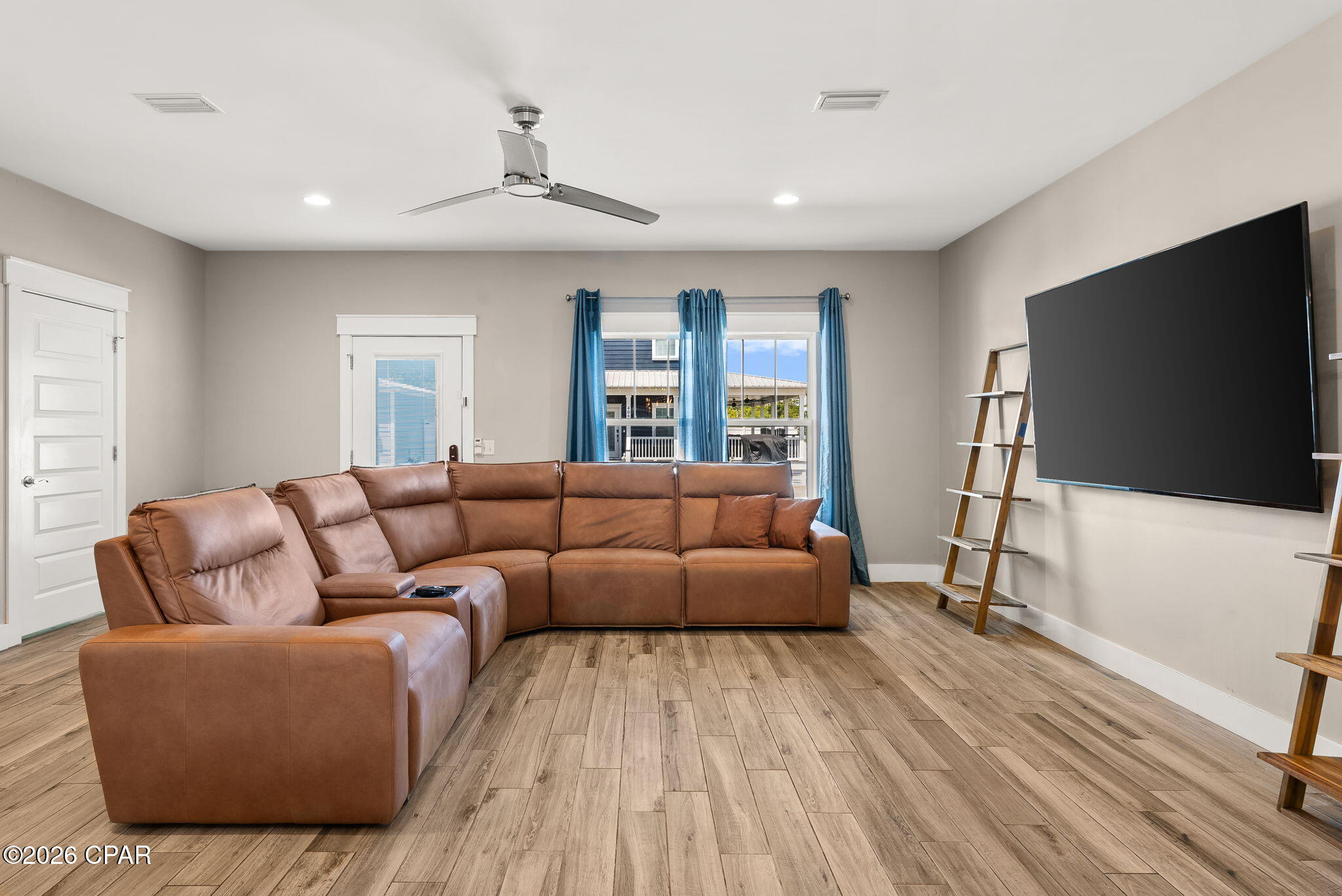 Paradise Grove - Residential