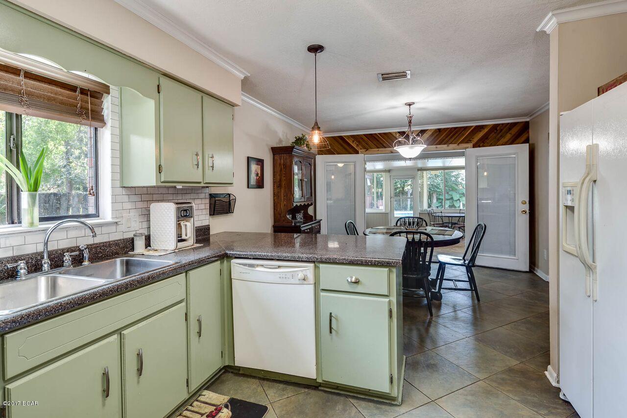 Derby Woods 1st Add - Residential