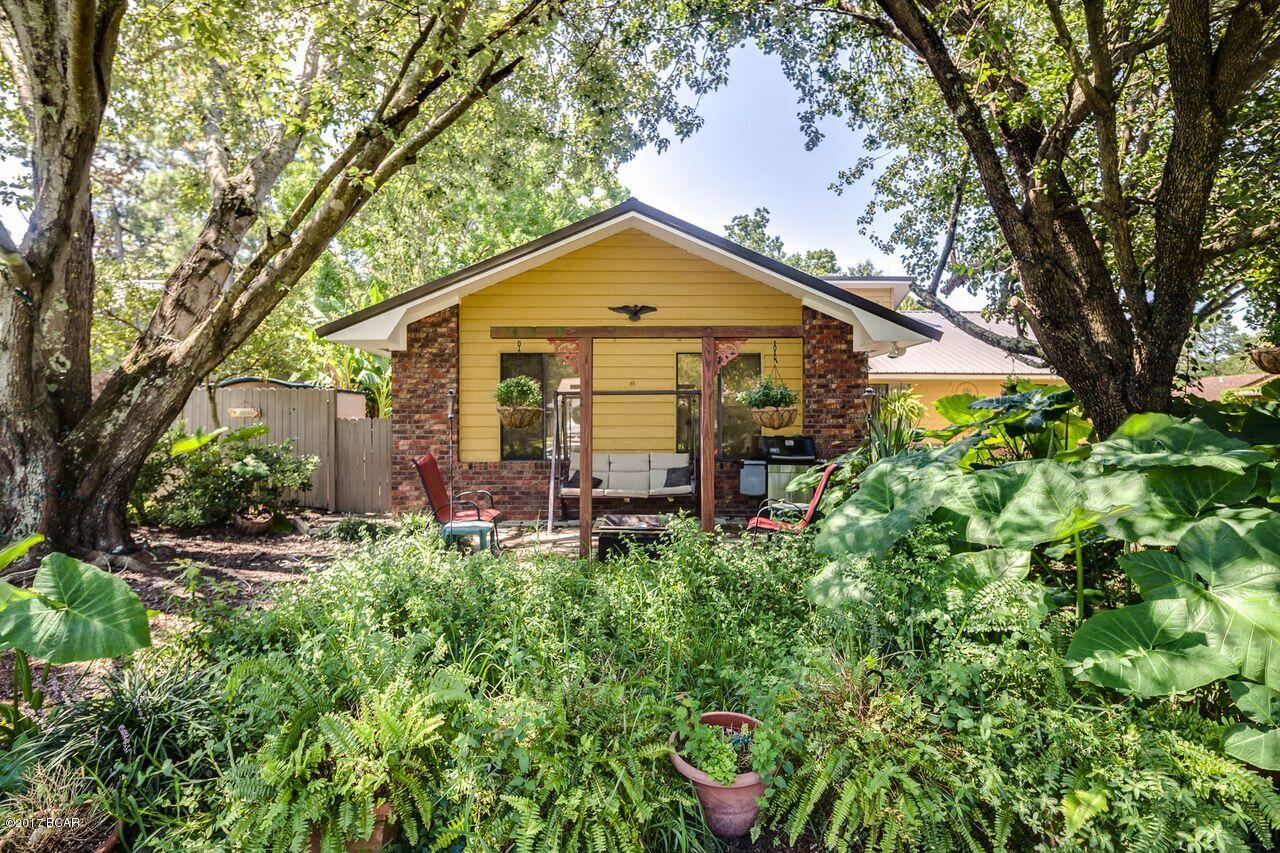 Derby Woods 1st Add - Residential