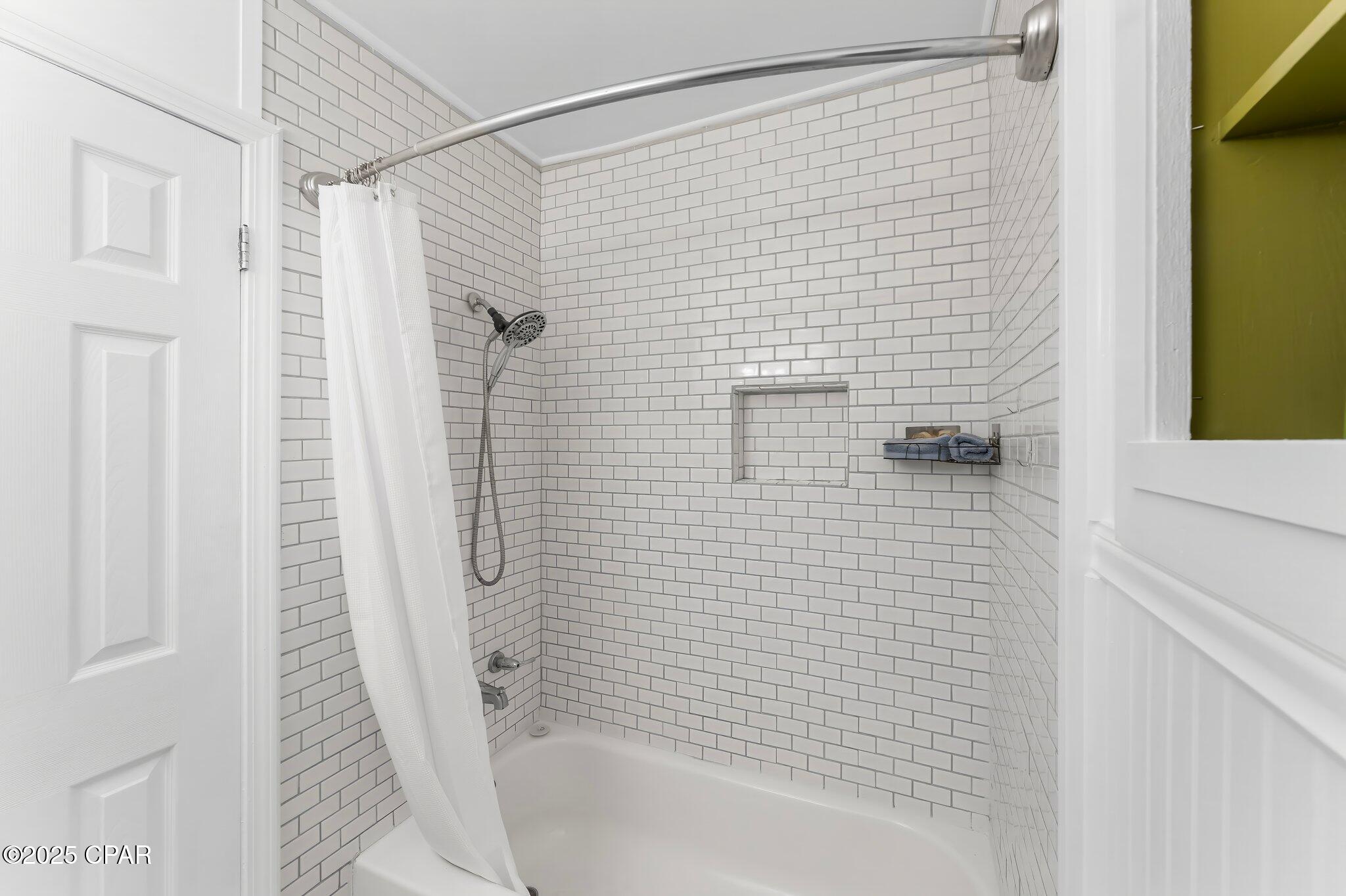 Caroline Add Unit 2 - Residential