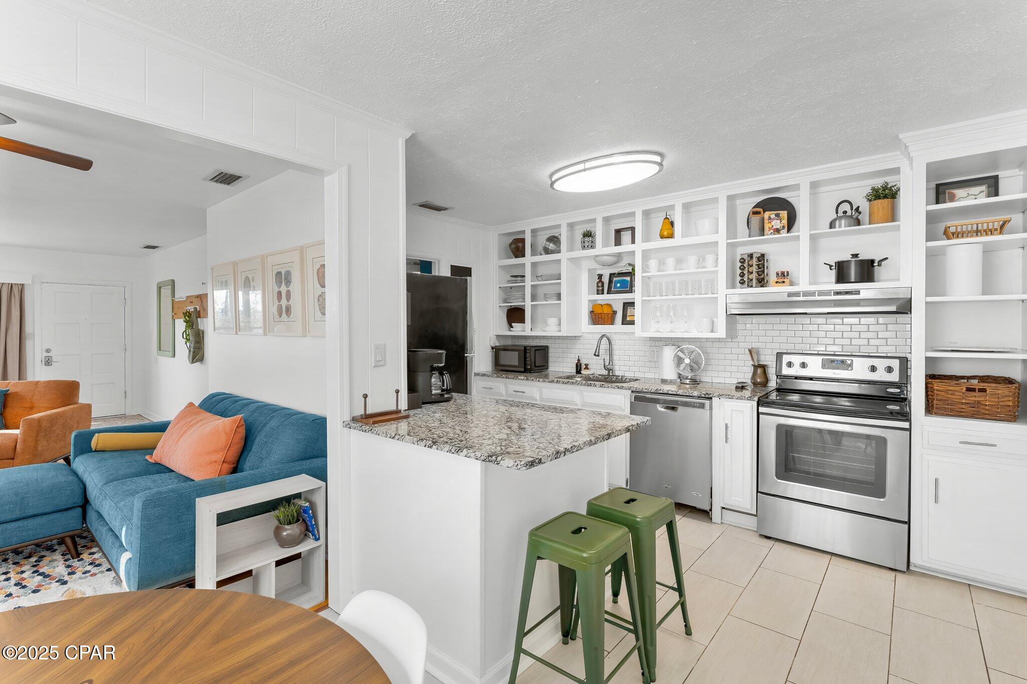 Caroline Add Unit 2 - Residential