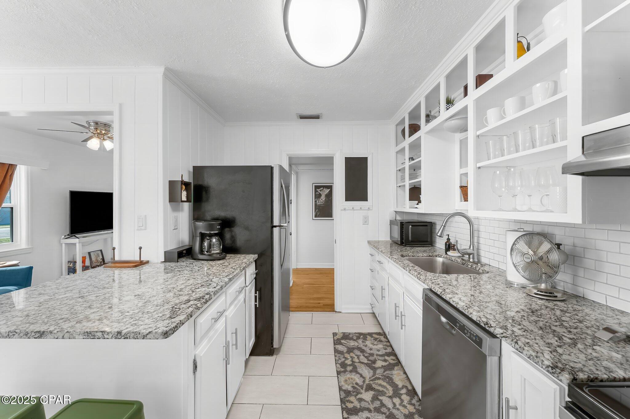 Caroline Add Unit 2 - Residential