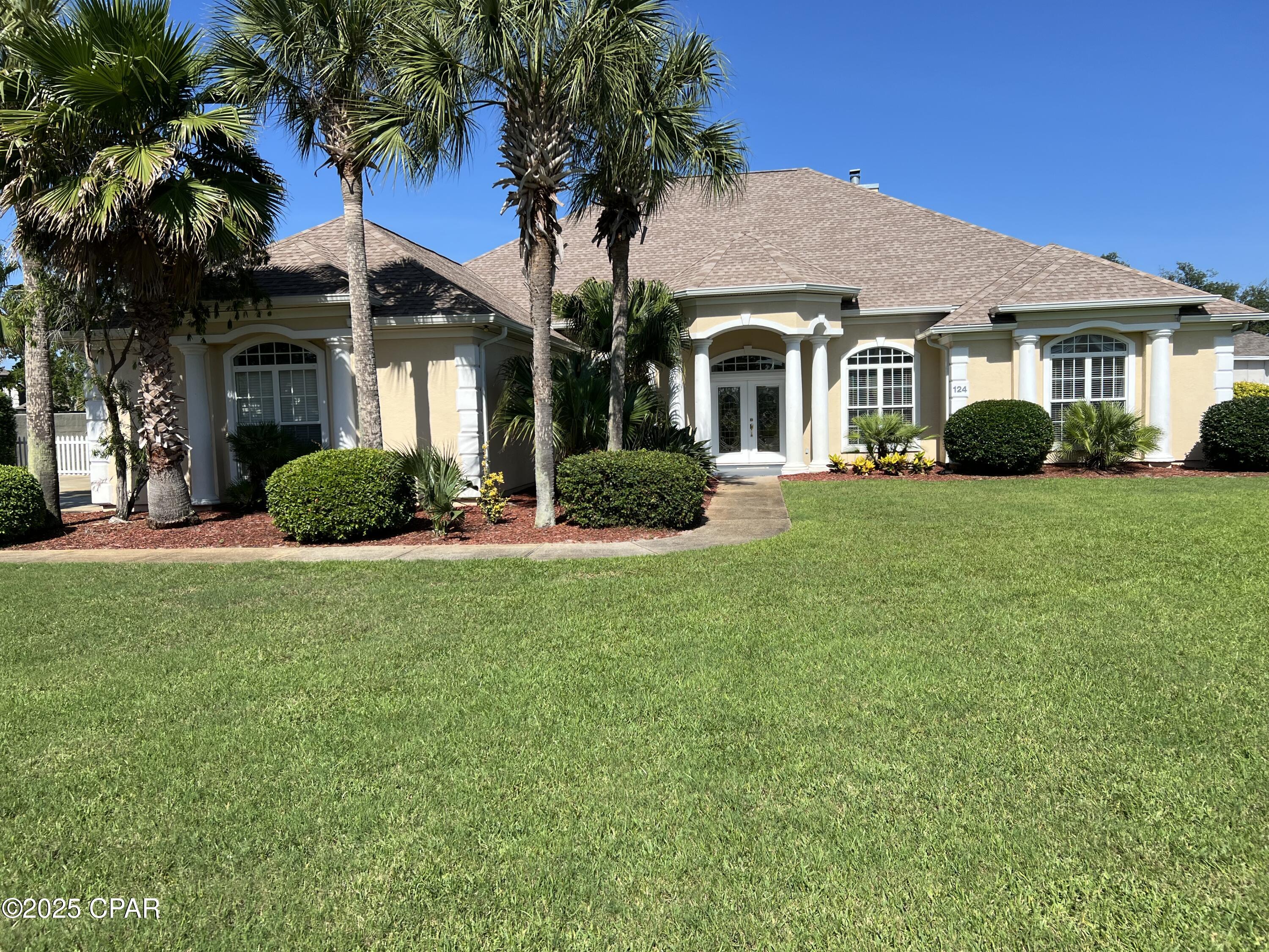 Legend Lakes - Residential
