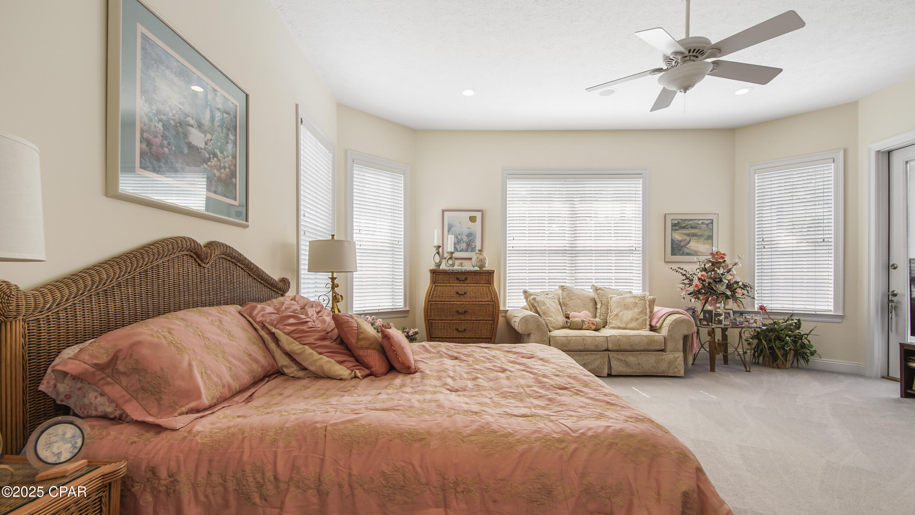 Legend Lakes - Residential