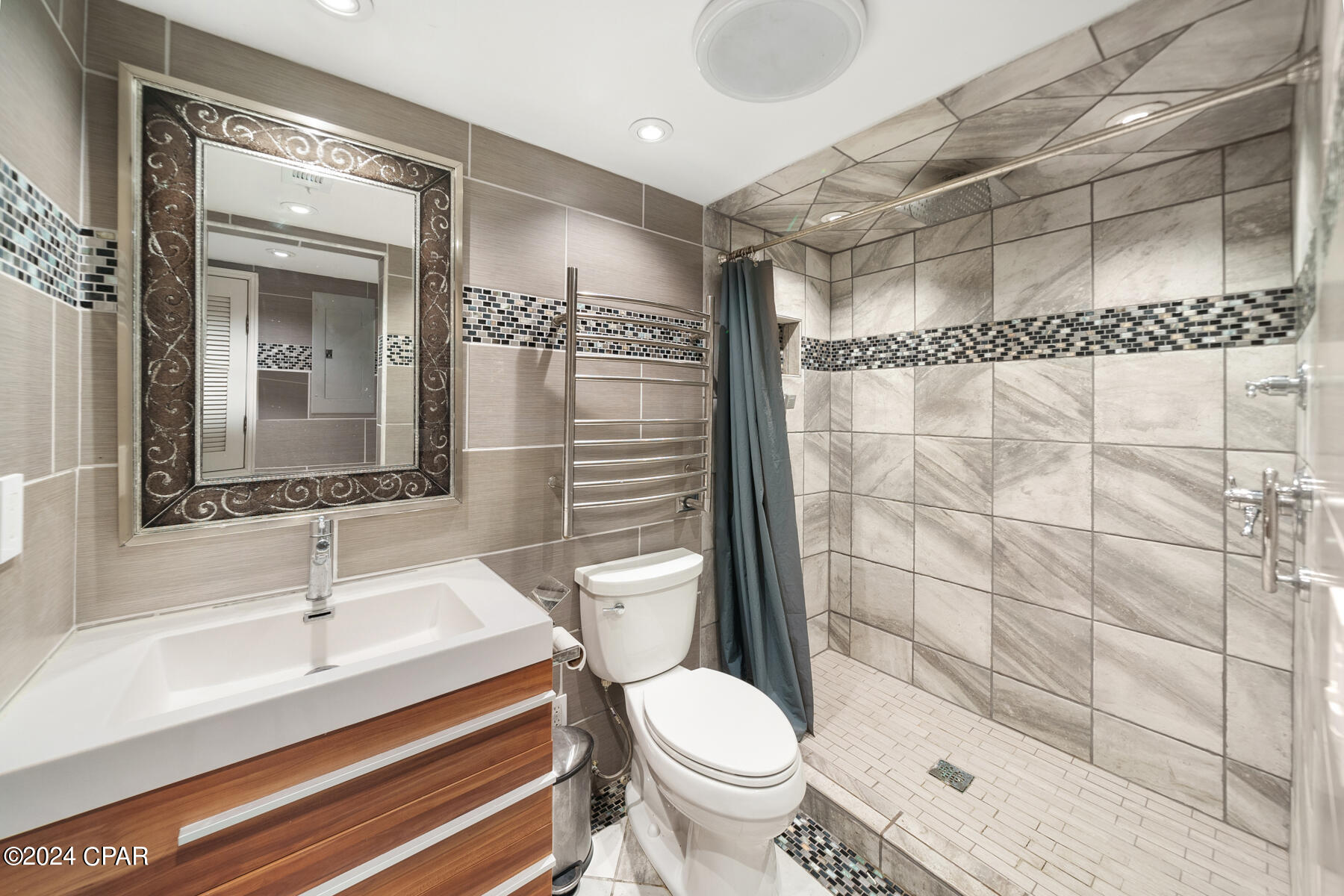 Bay Point Studio Villas Unit 2 - Residential Lease