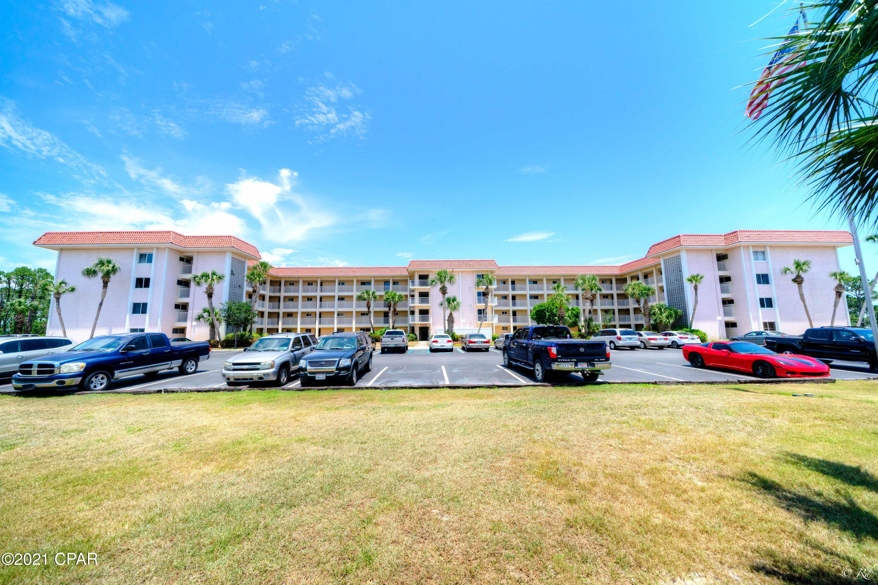 Colony Club - Residential