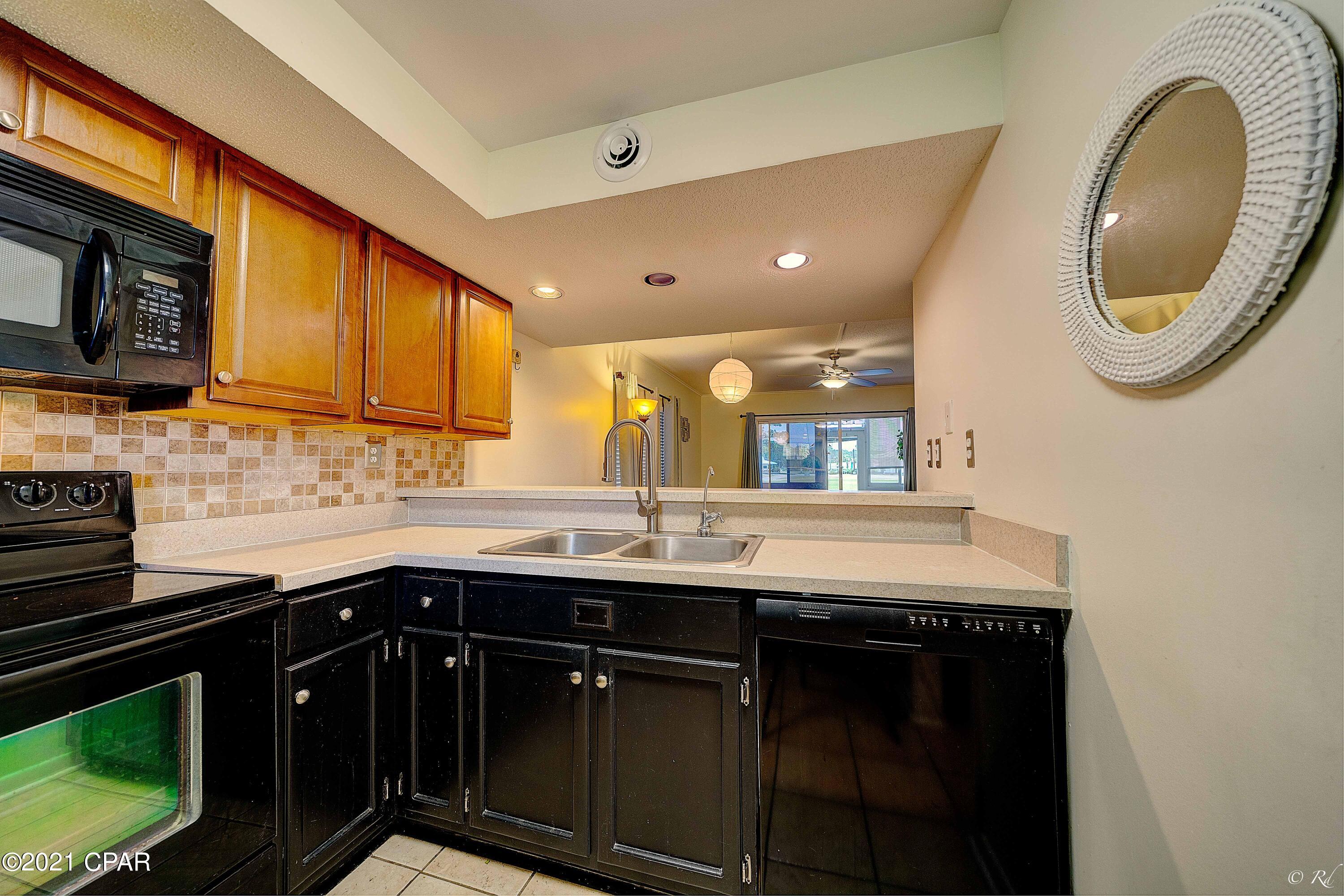 Colony Club - Residential